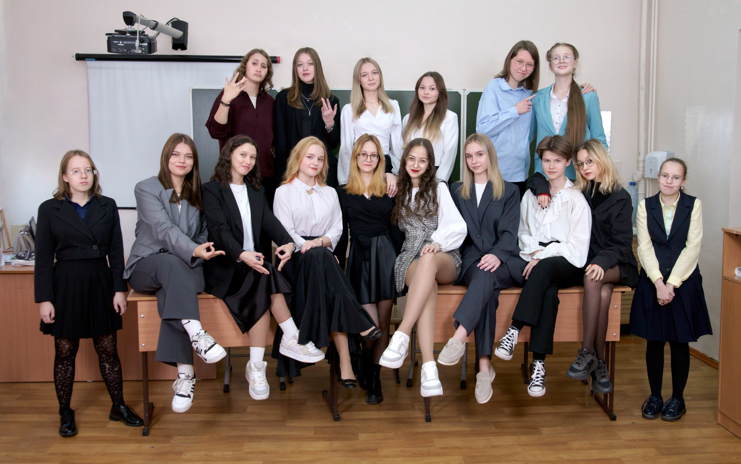 Школьная фотосессия выпускников 9,11 классов в Иркутске