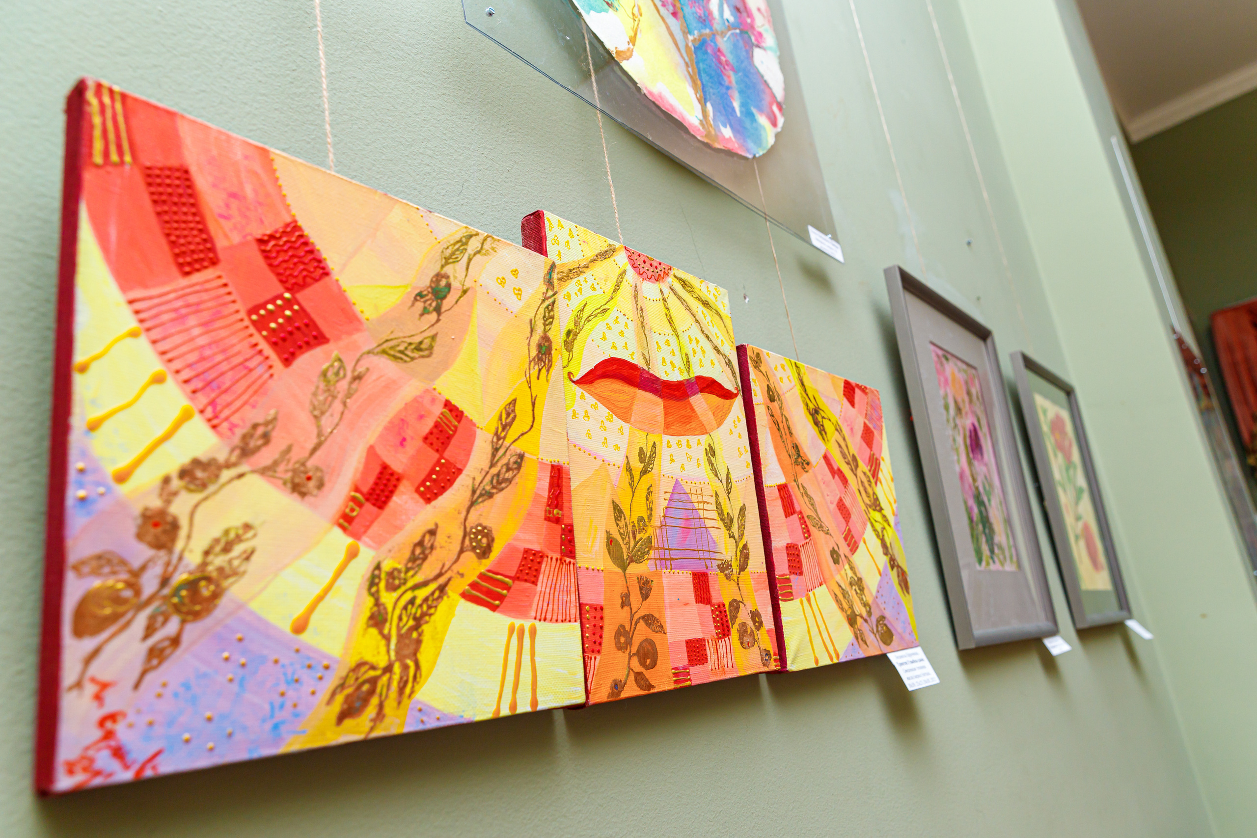 Выставка «Цветы для мамы» (Особняк Брюллова. г. Санкт-Петербург). Марина Ушакова. Фотограф. Выпускные альбомы. г. Краснодар