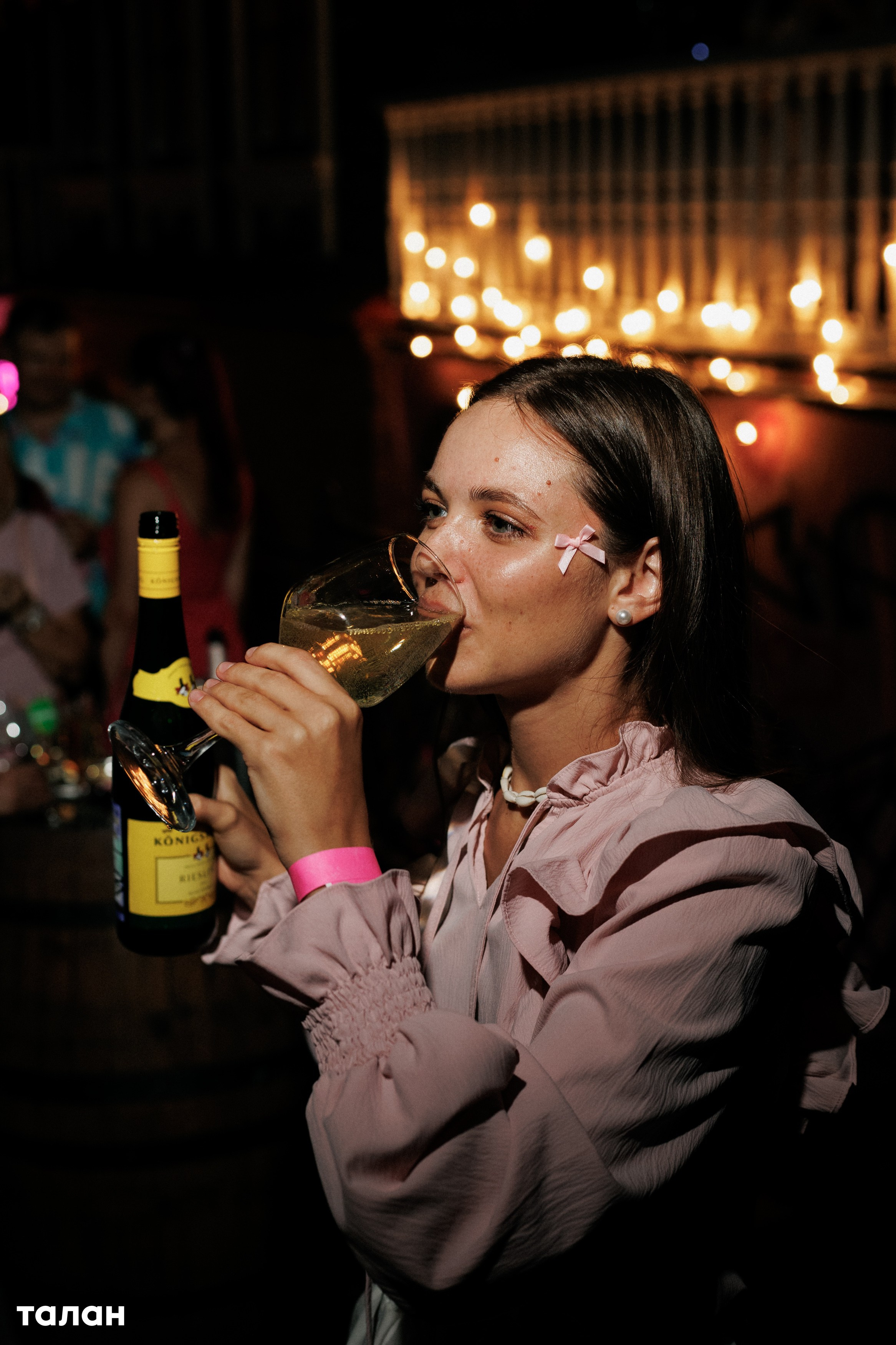 ВИНОТЕКА [бар+магаз] — BIRTHDAY PARTY. СВОИ. ФОТООТЧЕТЫ-СОБЫТИЯ-МЕСТА