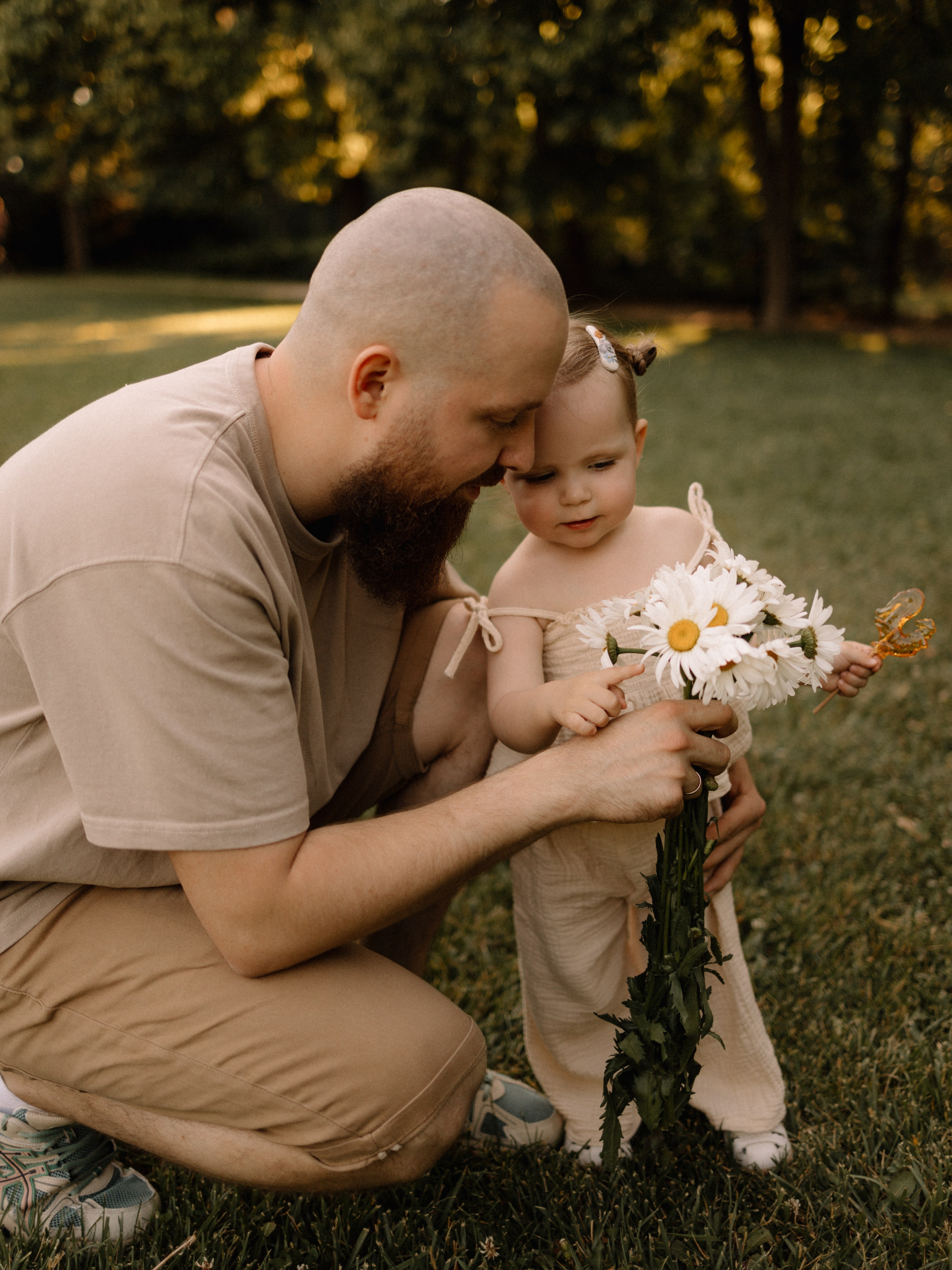 К двум годам Машули — дендрарий. Семейный фотограф в Краснодаре Храмова Анна