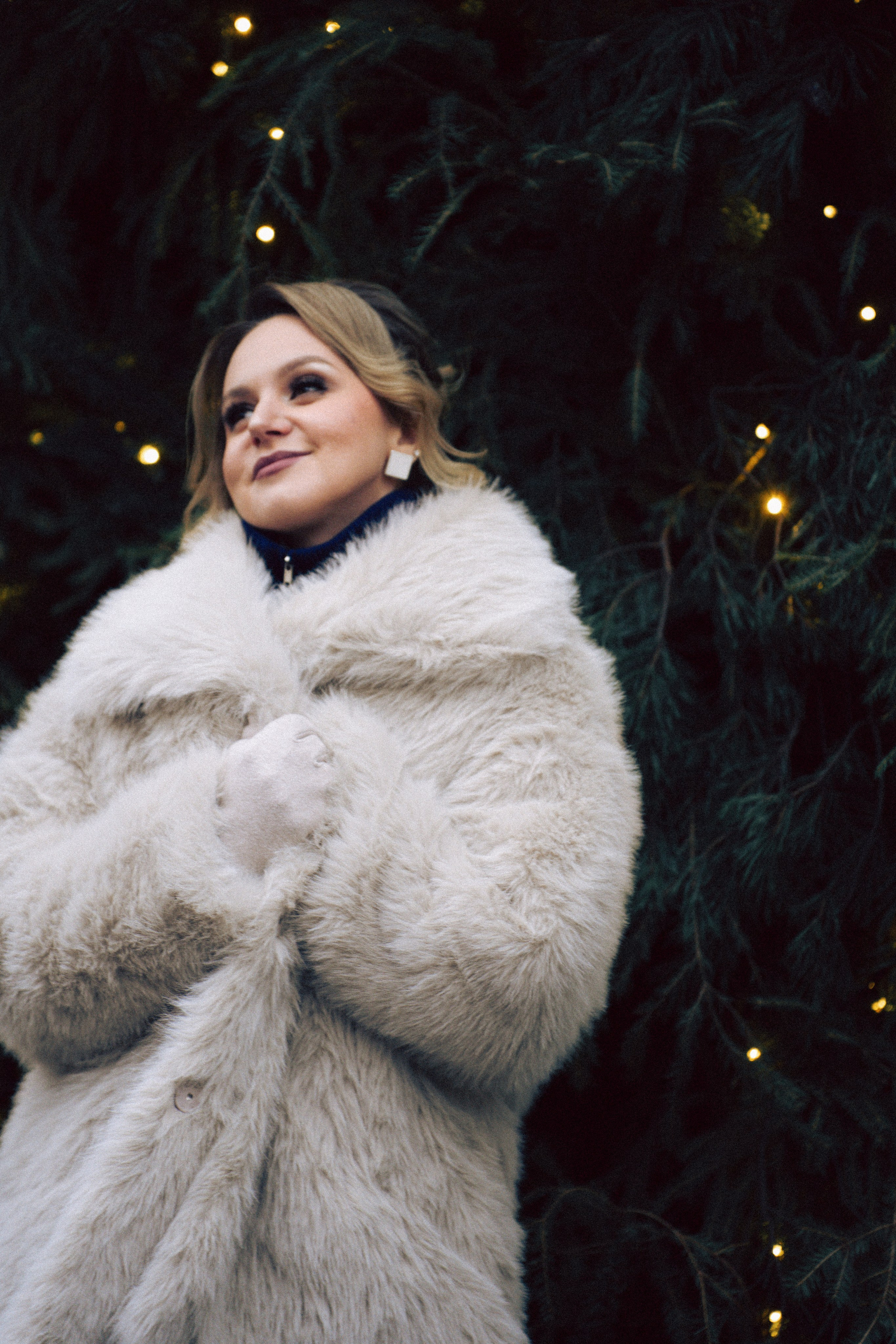 НОВОГОДНЯЯ ФОТОСЕСИИЯ В СТУДИИ ДЛЯ ДЕВУШКИ И ПРОГУЛКА ПО ЧЕРНЫШЕВСКОЙ. Профессиональный фотограф, Санкт-Петербург — Виктория Богомолова