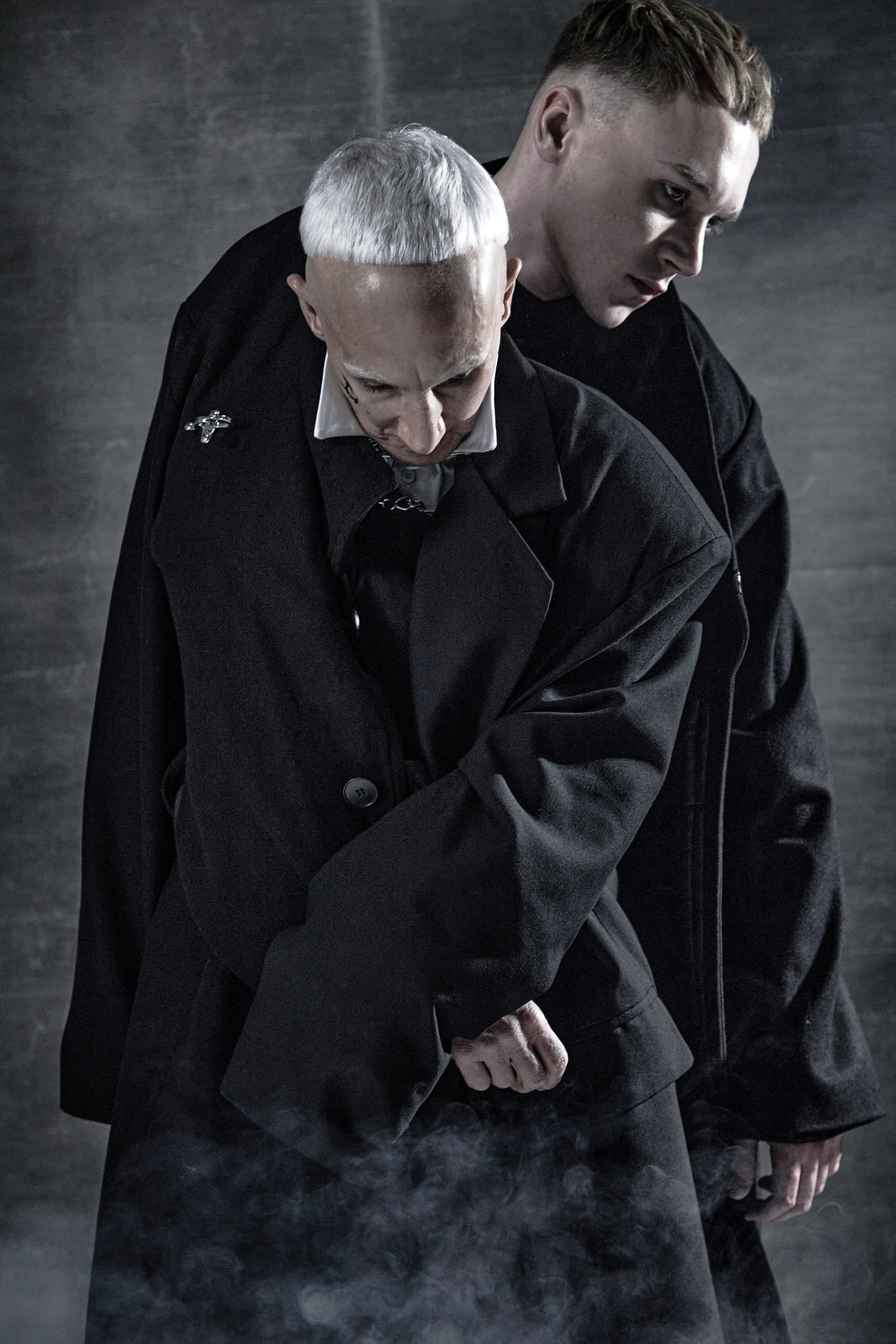 Артём Злобин. Фотограф для брендов Любовь Батина (Спб/Мск)