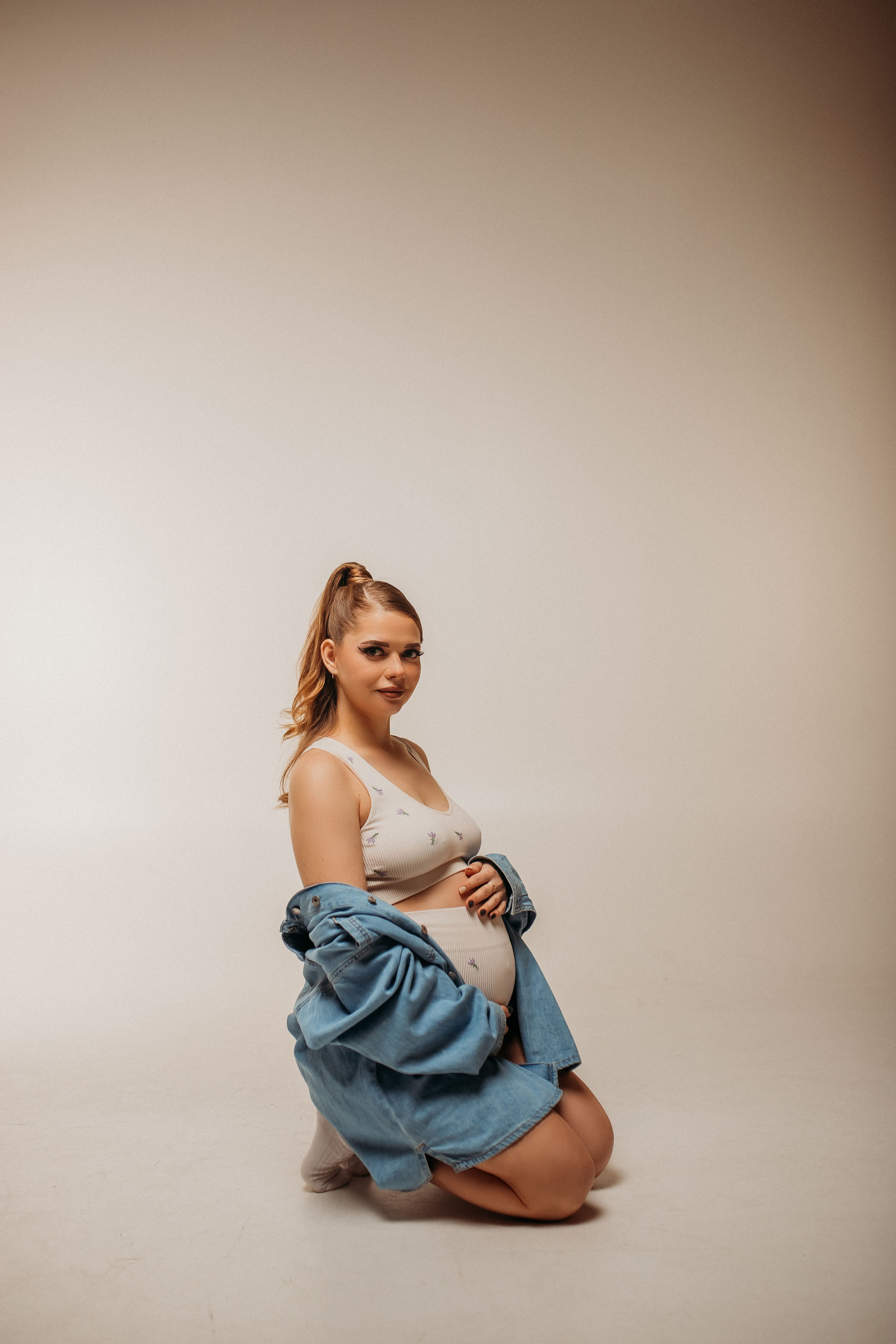 Света Беременность. Фотограф Тимербаева Алина г. Сургут