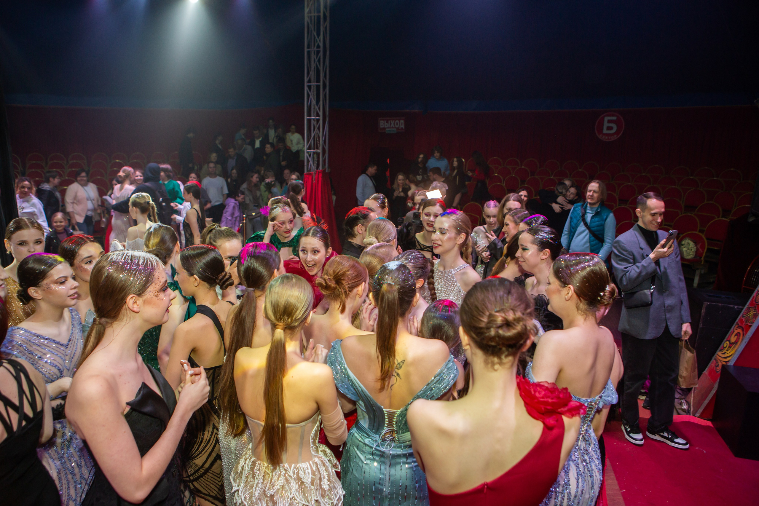 MANEGE SHOW. Репортажный, семейный, свадебный, портретный фотограф