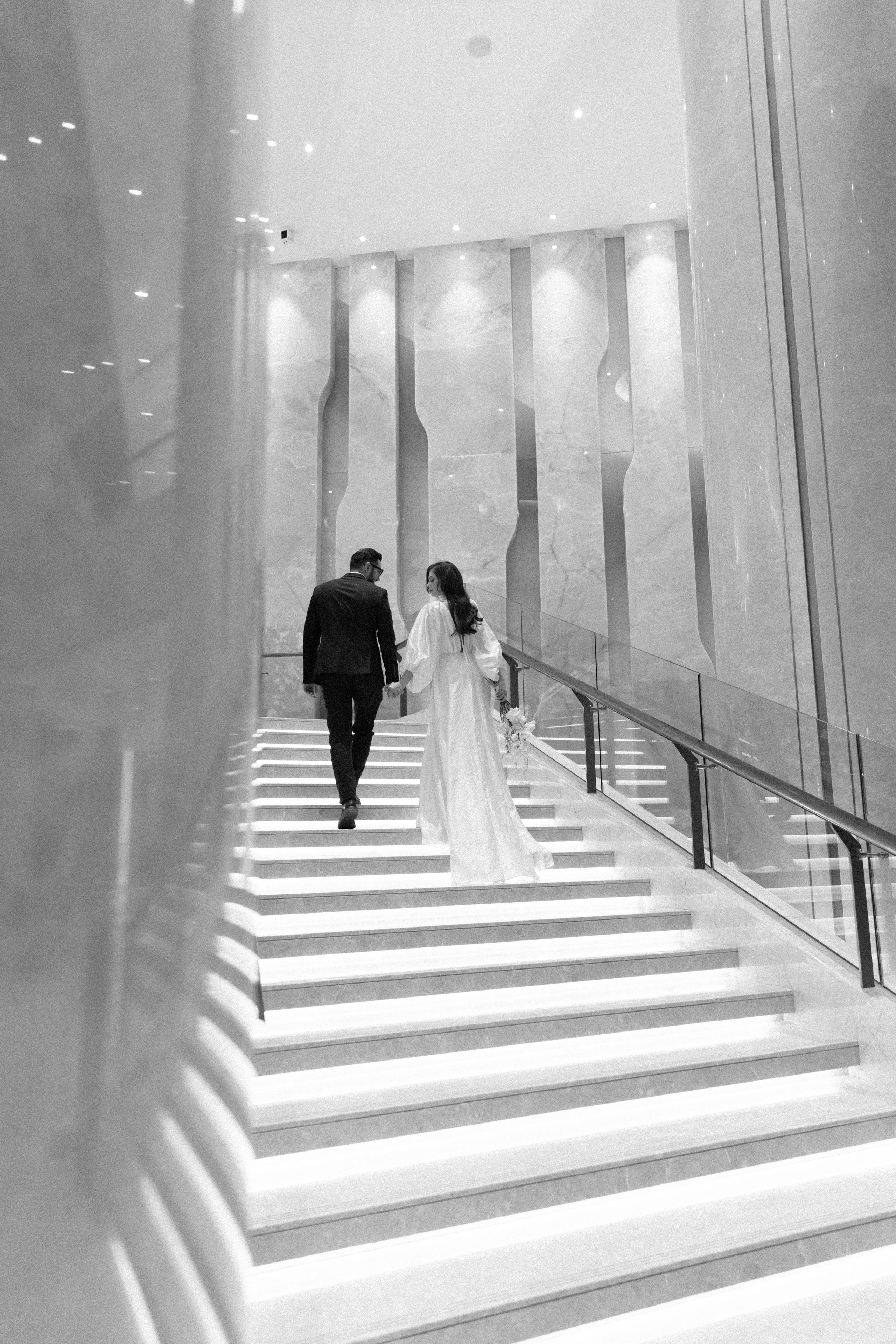 Совместные сборы в отеле. Свадебный фотограф Полина Панина