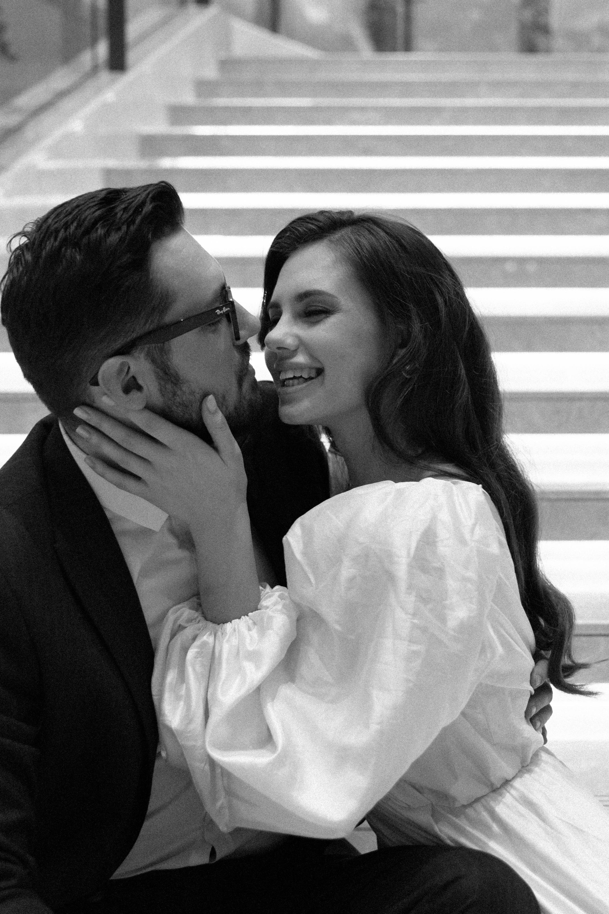 Совместные сборы в отеле. Свадебный фотограф Полина Панина