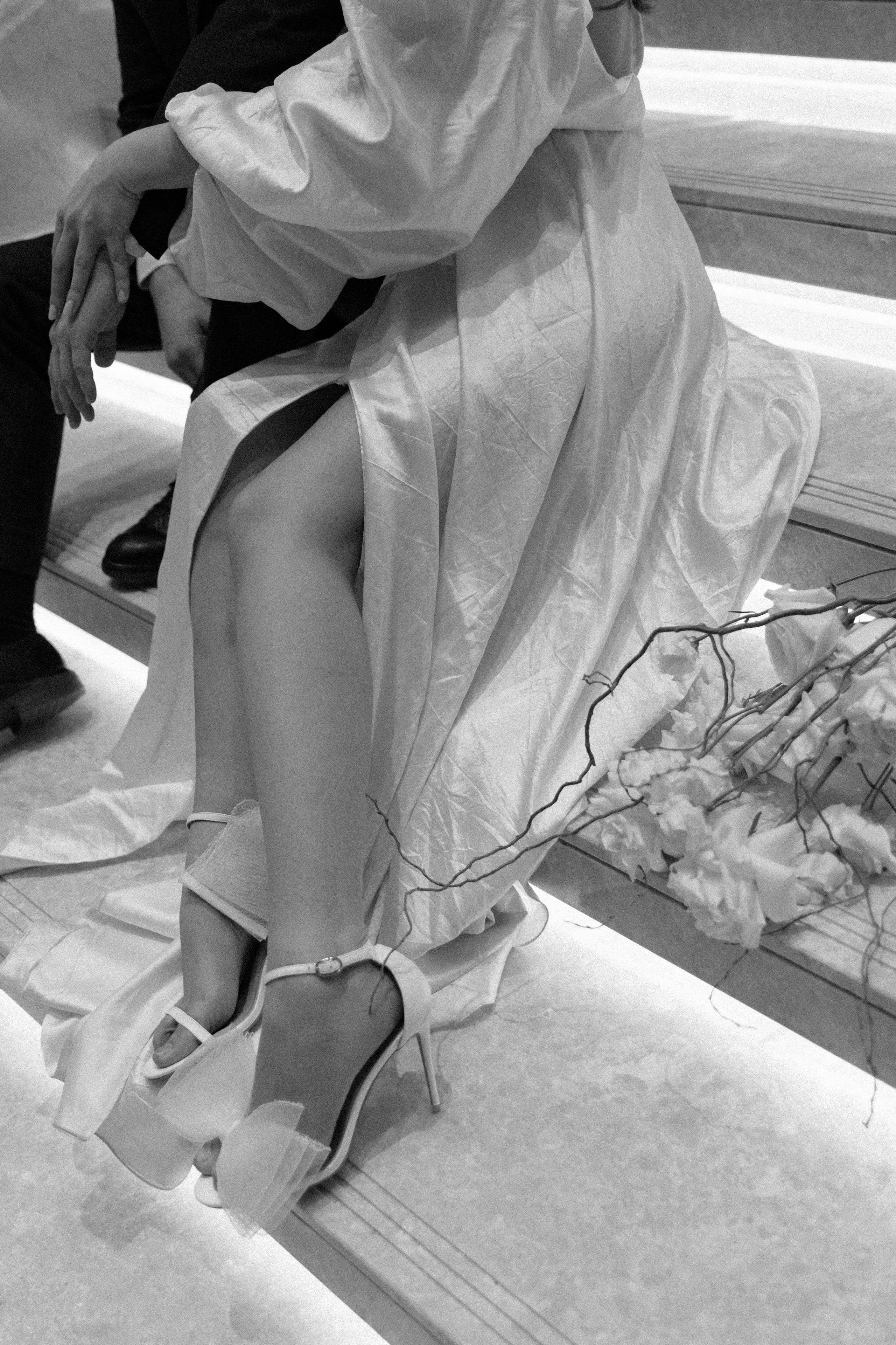 Совместные сборы в отеле. Свадебный фотограф Полина Панина