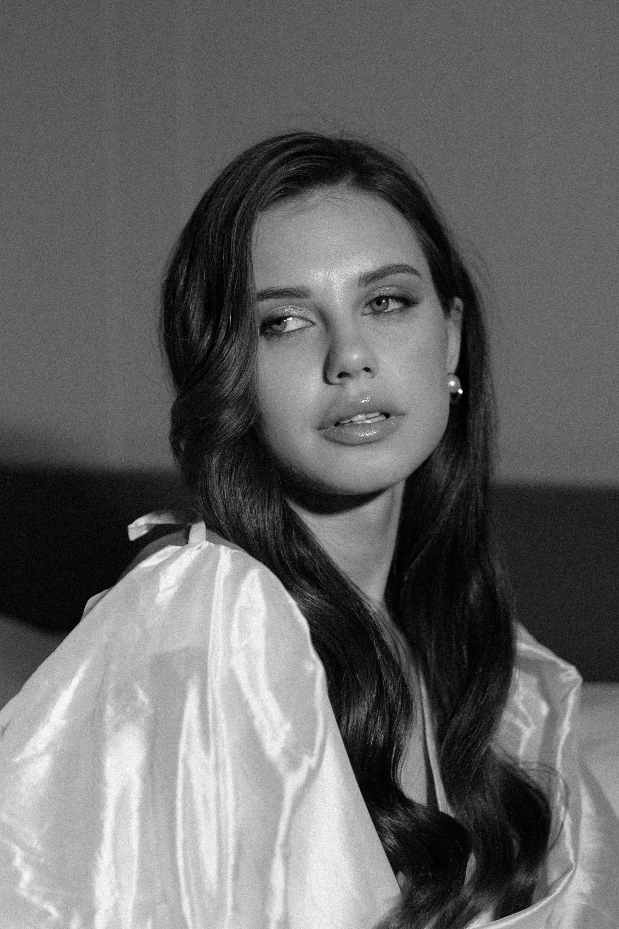 Совместные сборы в отеле. Свадебный фотограф Полина Панина