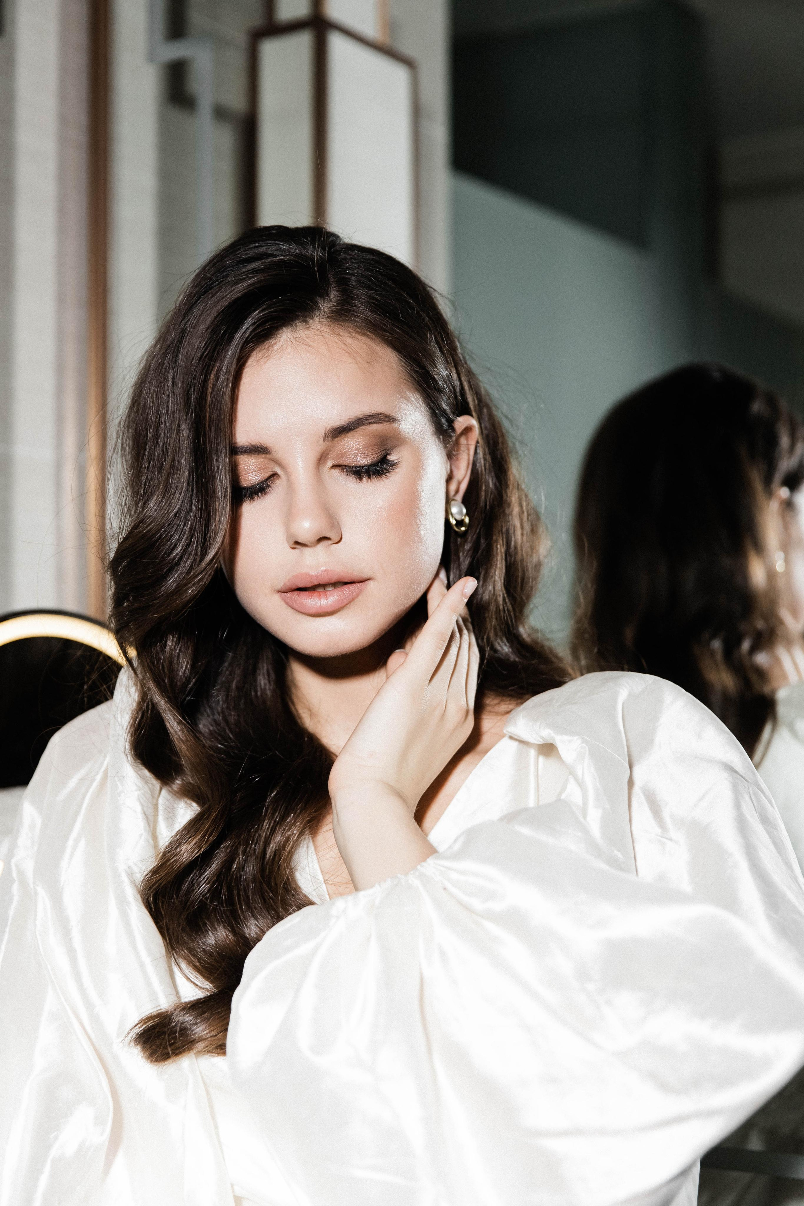 Совместные сборы в отеле. Свадебный фотограф Полина Панина