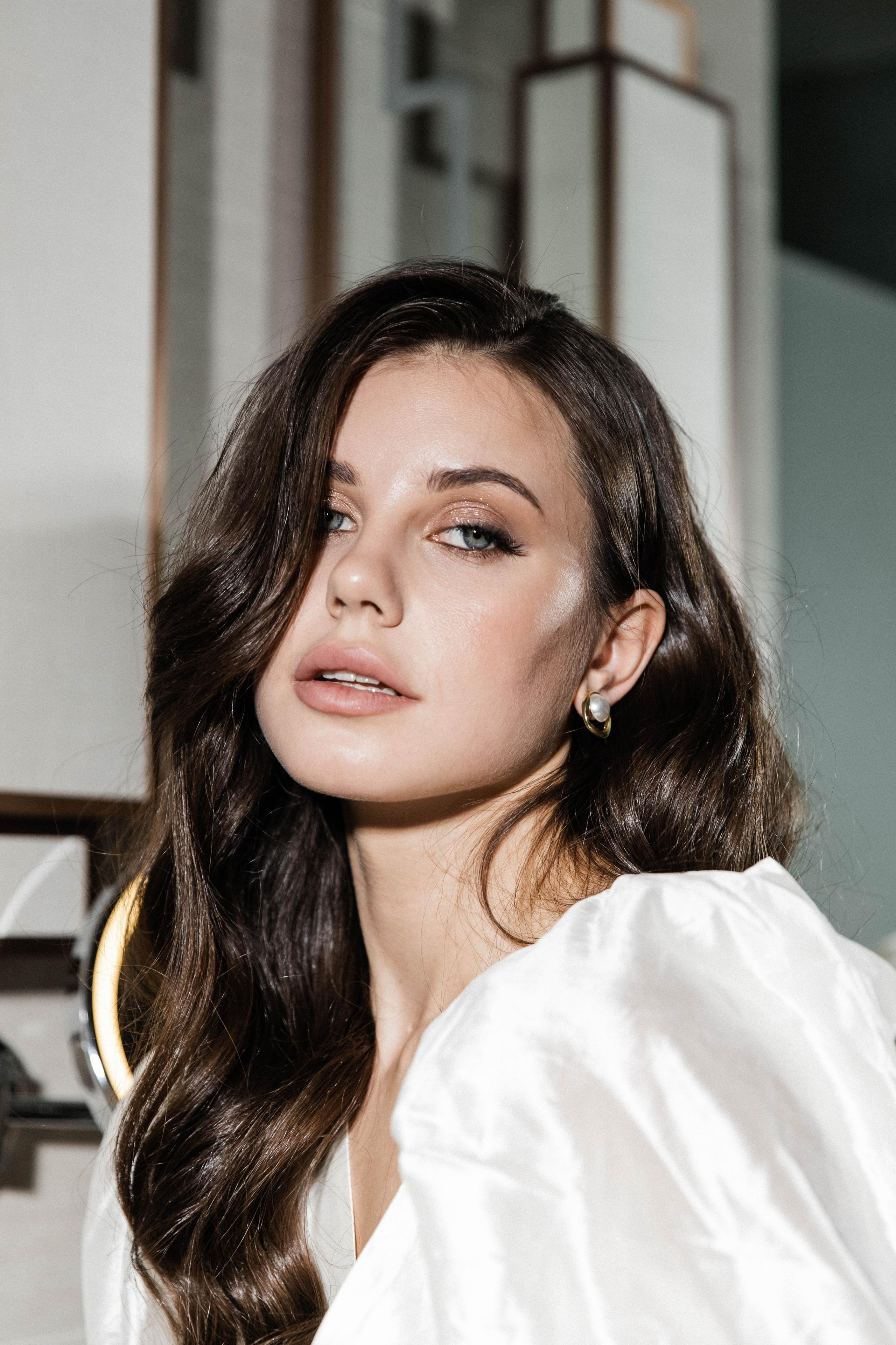 Совместные сборы в отеле. Свадебный фотограф Полина Панина