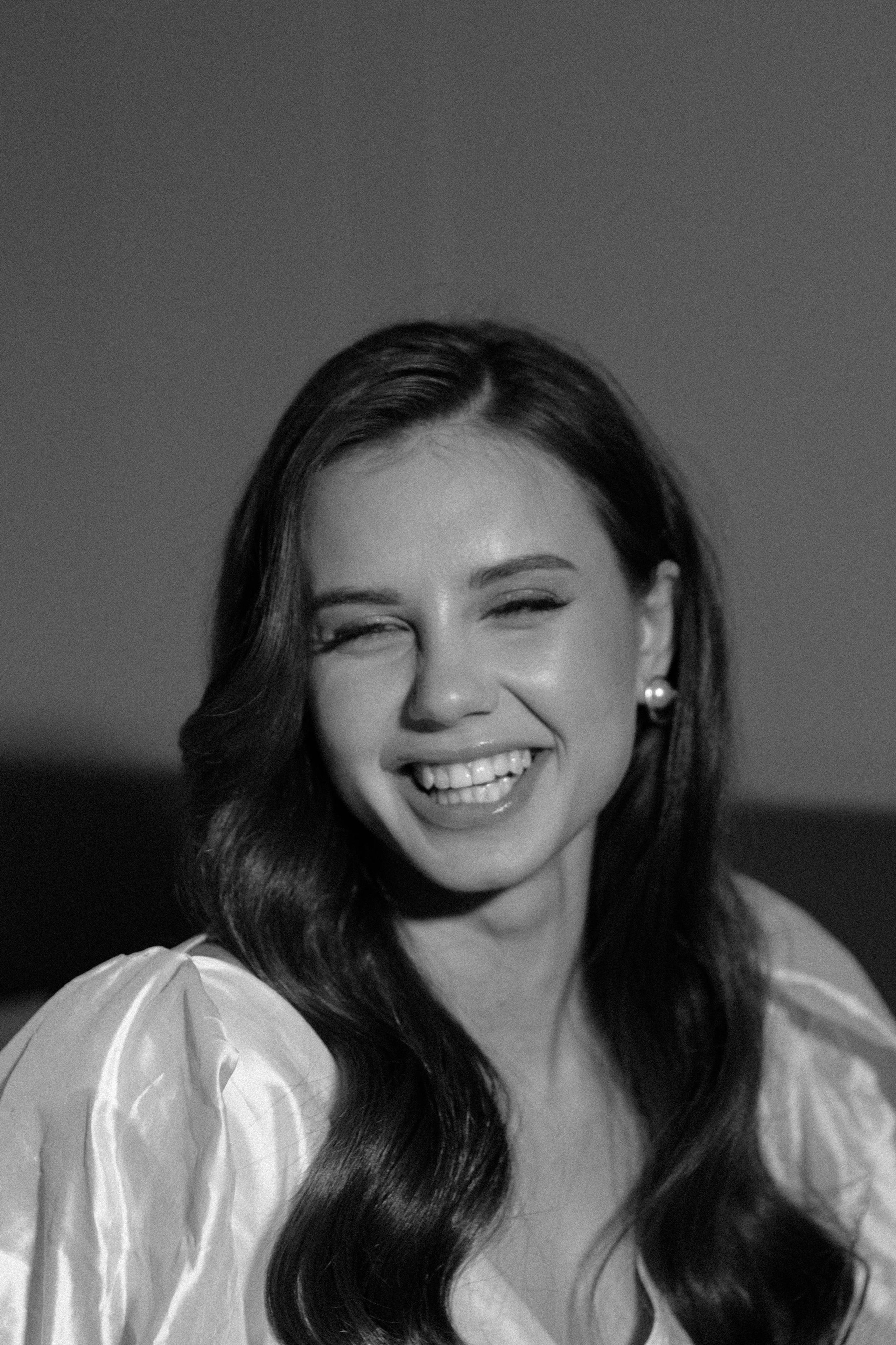 Совместные сборы в отеле. Свадебный фотограф Полина Панина