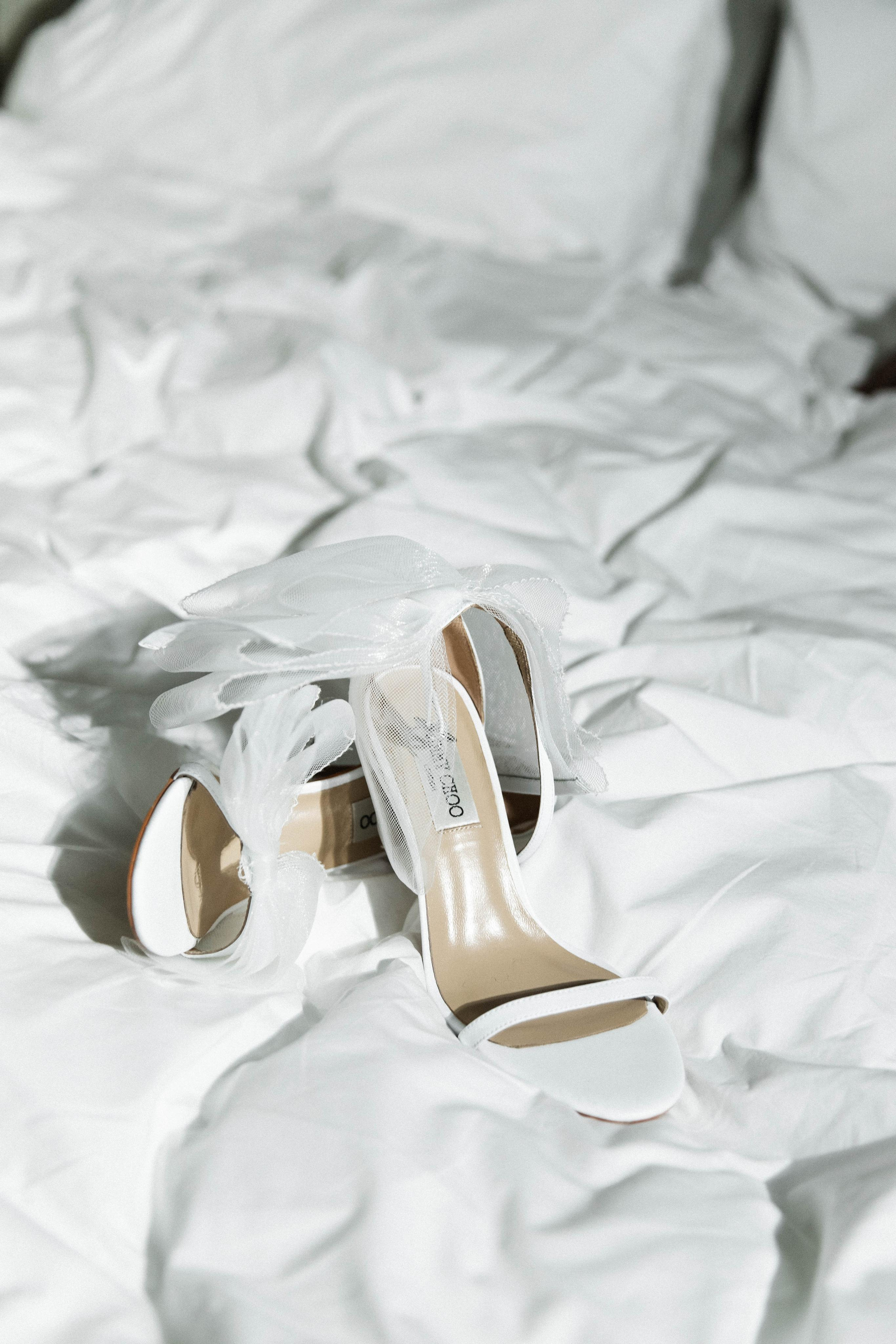 Совместные сборы в отеле. Свадебный фотограф Полина Панина