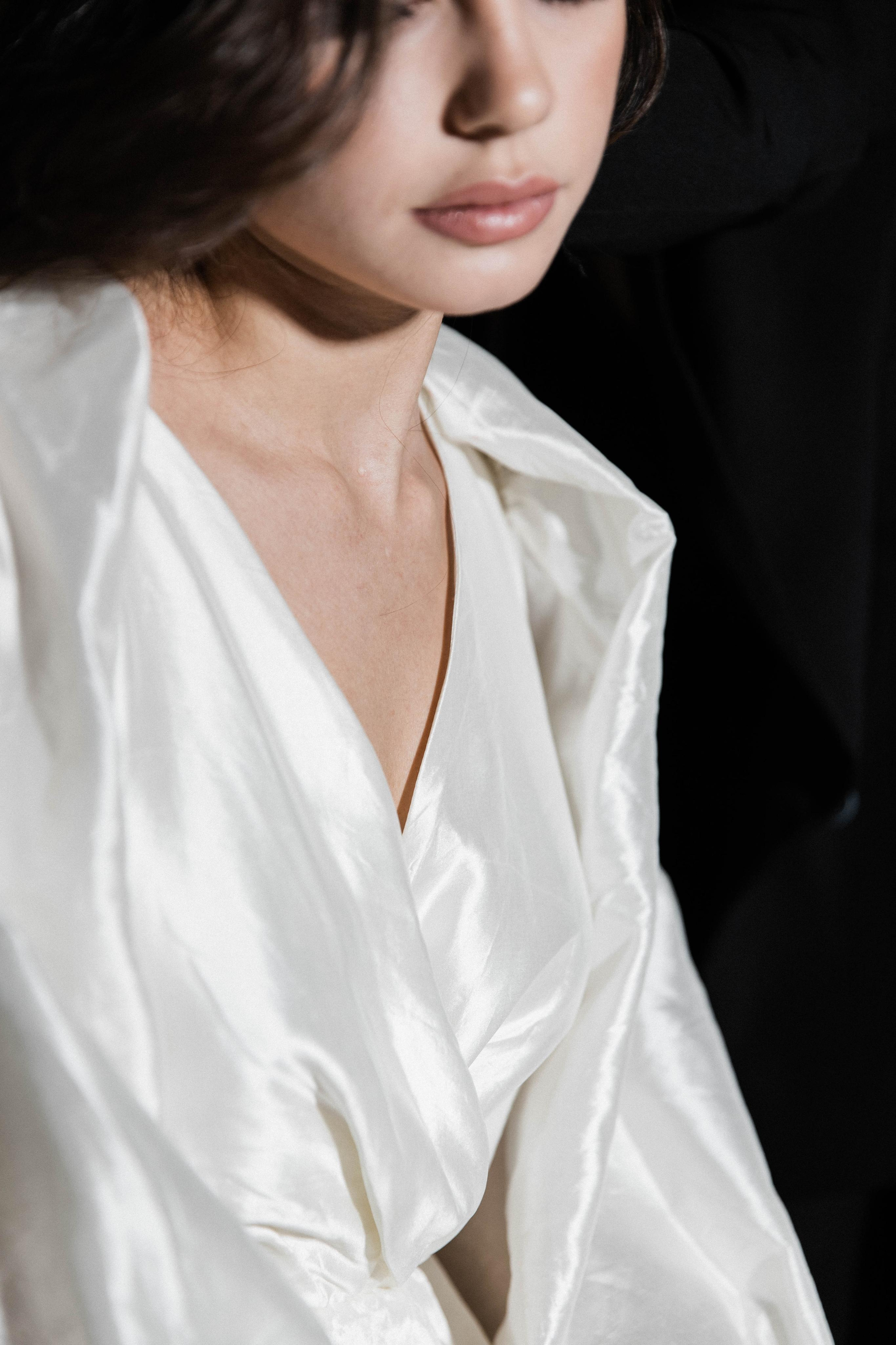 Совместные сборы в отеле. Свадебный фотограф Полина Панина