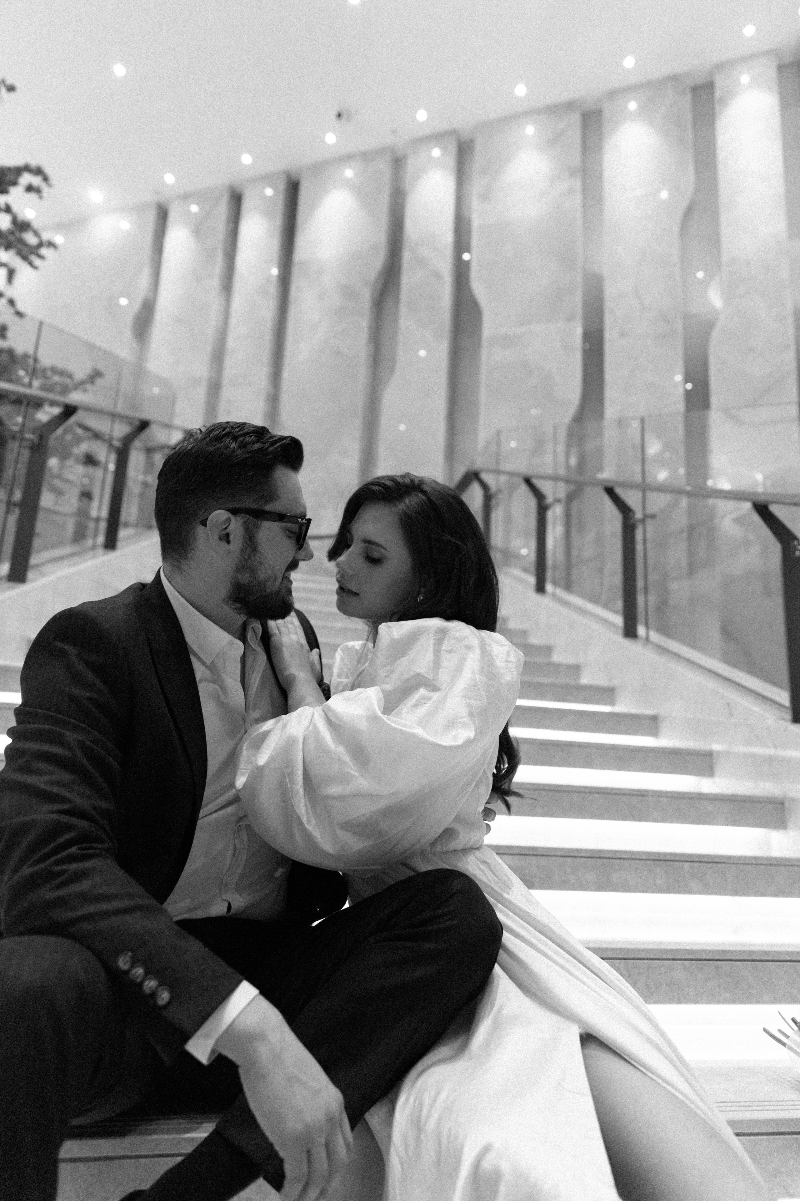 Совместные сборы в отеле. Свадебный фотограф Полина Панина