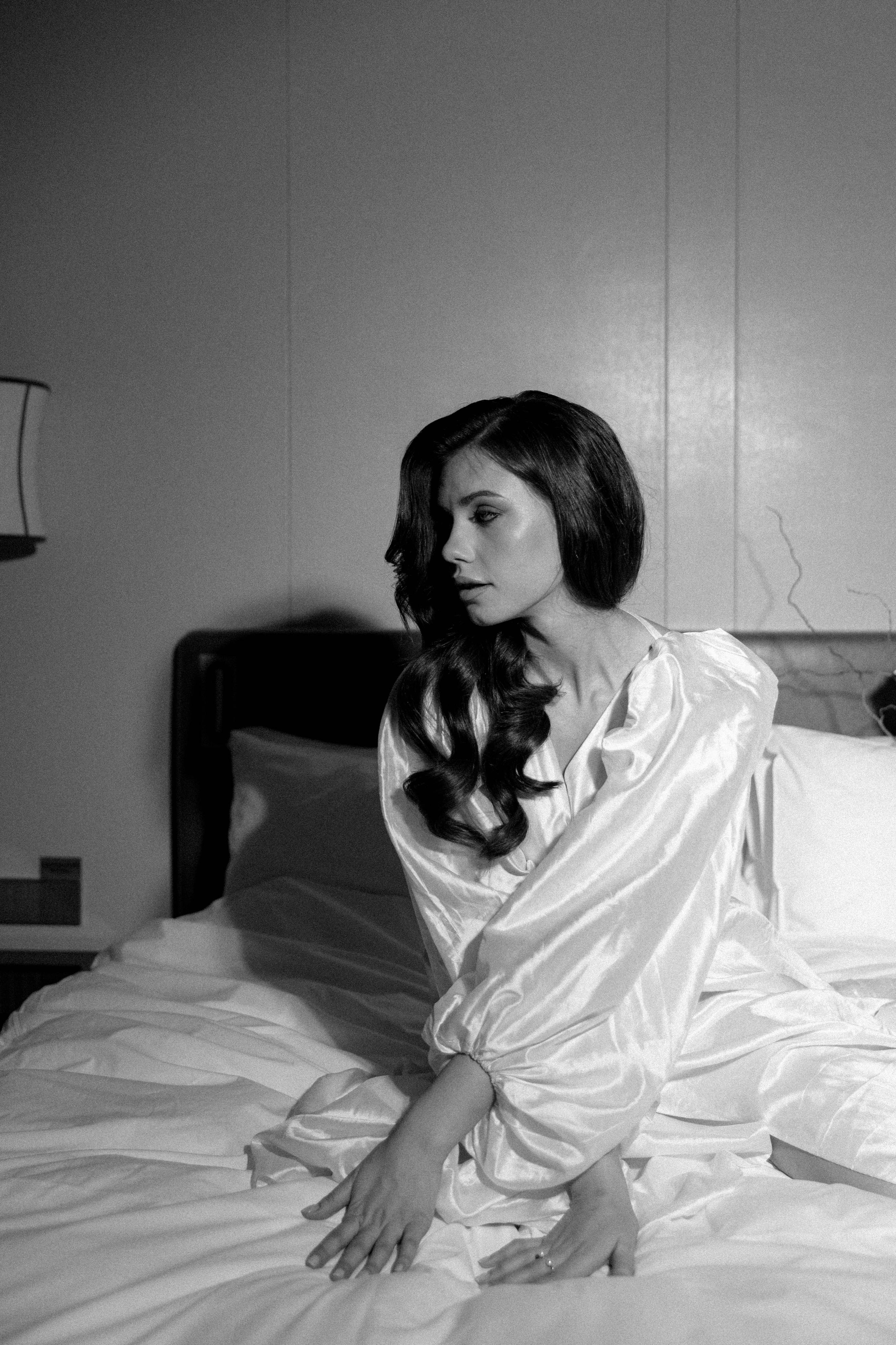 Совместные сборы в отеле. Свадебный фотограф Полина Панина