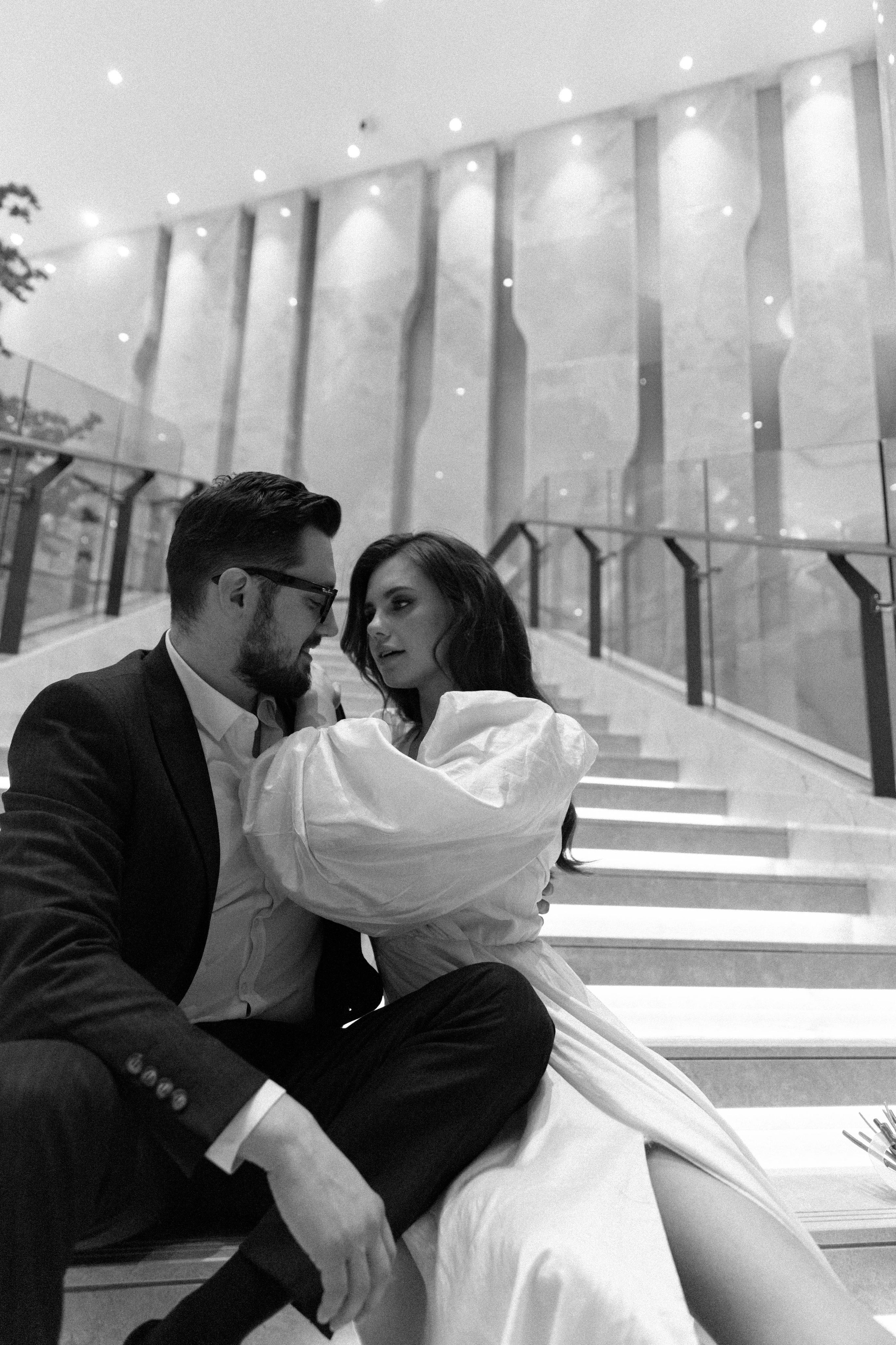 Совместные сборы в отеле. Свадебный фотограф Полина Панина