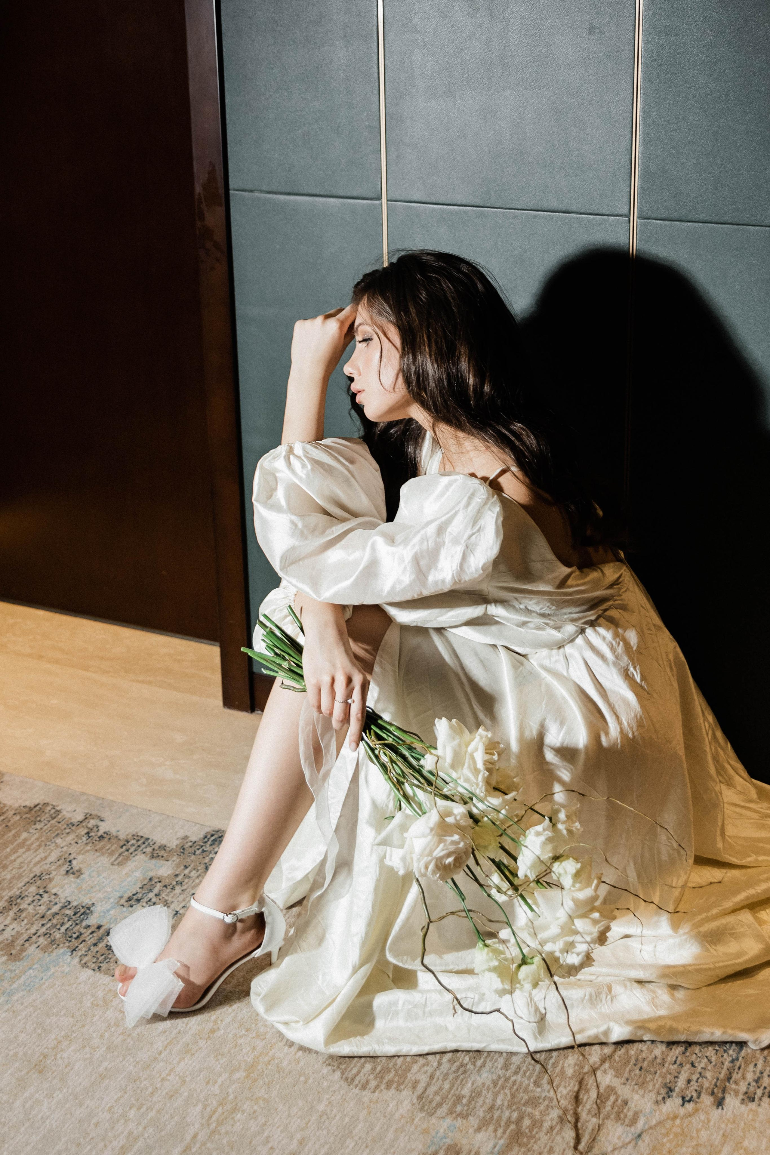 Совместные сборы в отеле. Свадебный фотограф Полина Панина