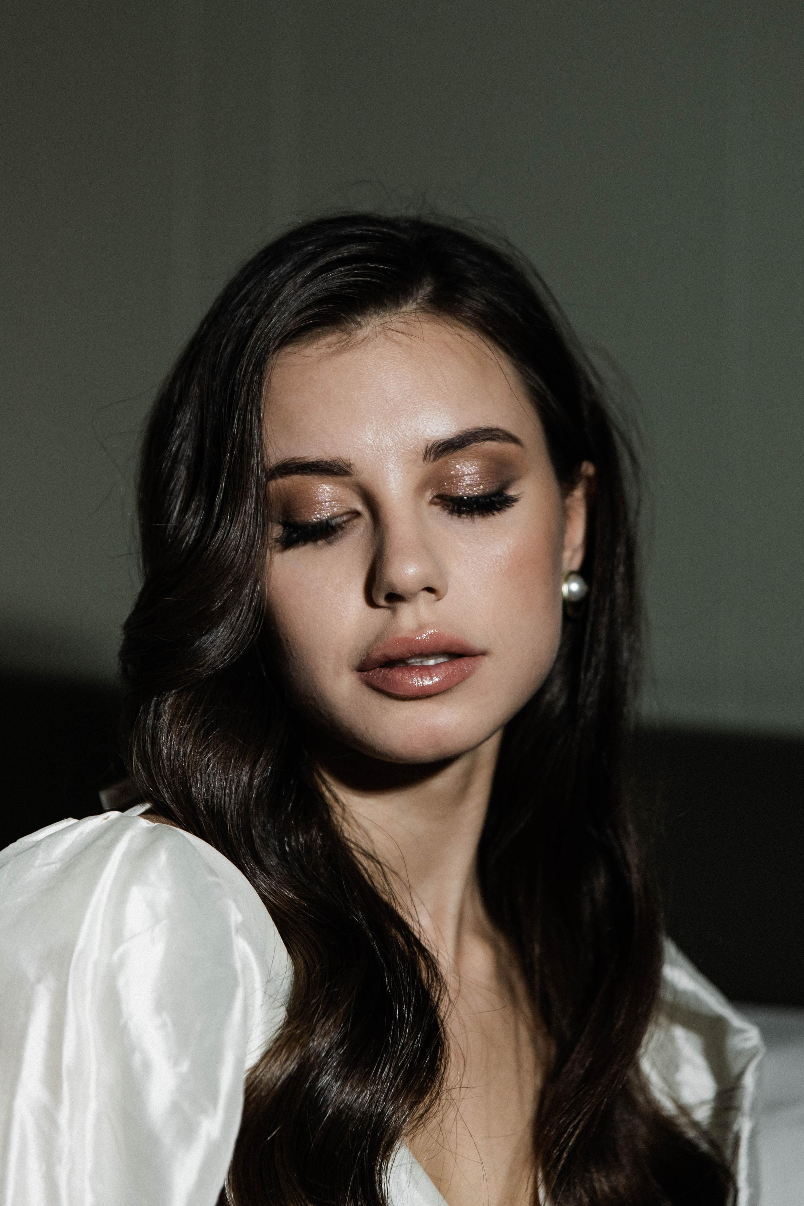 Совместные сборы в отеле. Свадебный фотограф Полина Панина