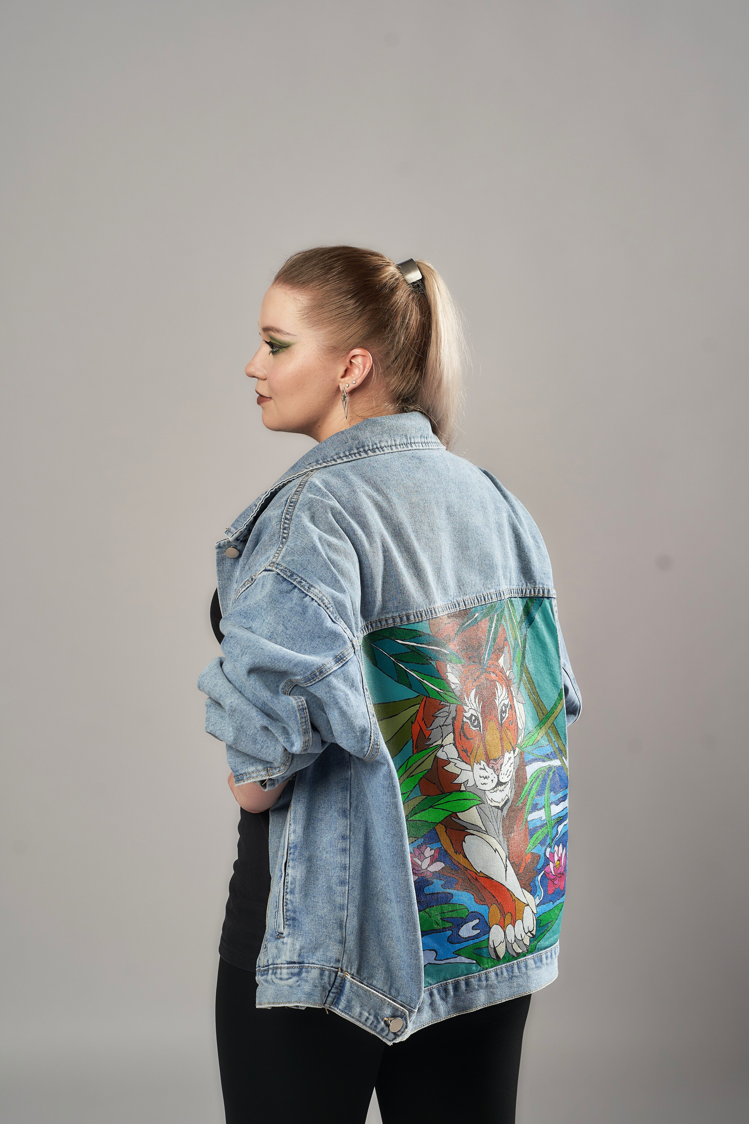 Предметная и фудсъёмка в Москве. Фото для маркетплейсов. Фотограф Петр Анисимов