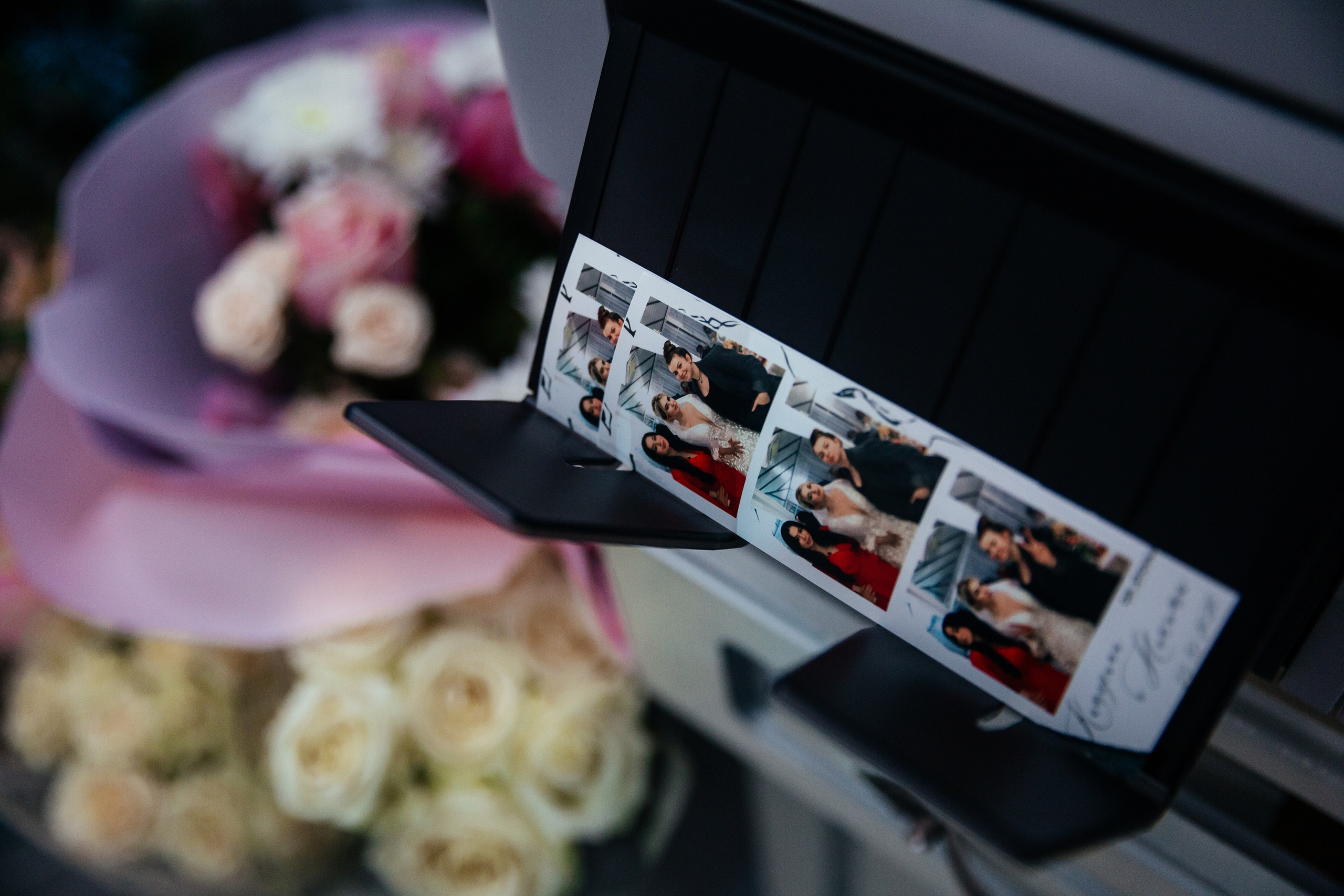 Фото-гиф-стойка BLACK (фотобудка, селфизеркало). Инсталаб Краснодар фото и видео интерактивы на ваше мероприятие