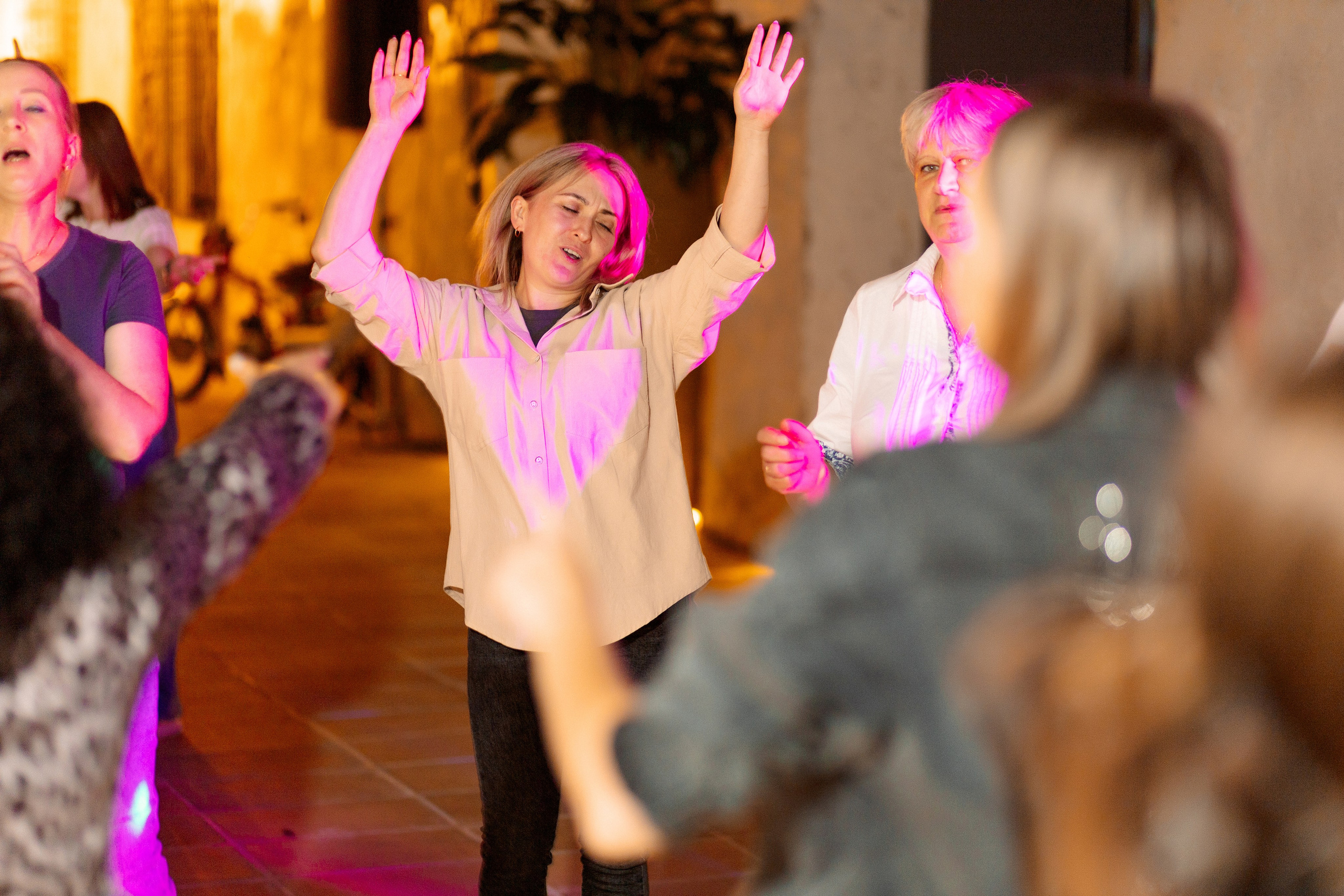 ПРИМЕР: Корпоратив Мамин Хлеб. Все фото. Профессиональный фотограф в Ижевске Леша Петров