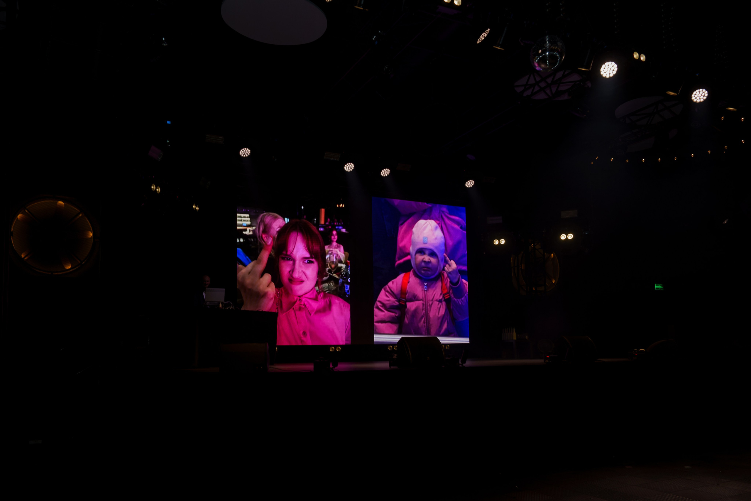 Выпускной лицея 27 (вечеринка). Свадебный и репортажный фотограф Элина Козырьянова