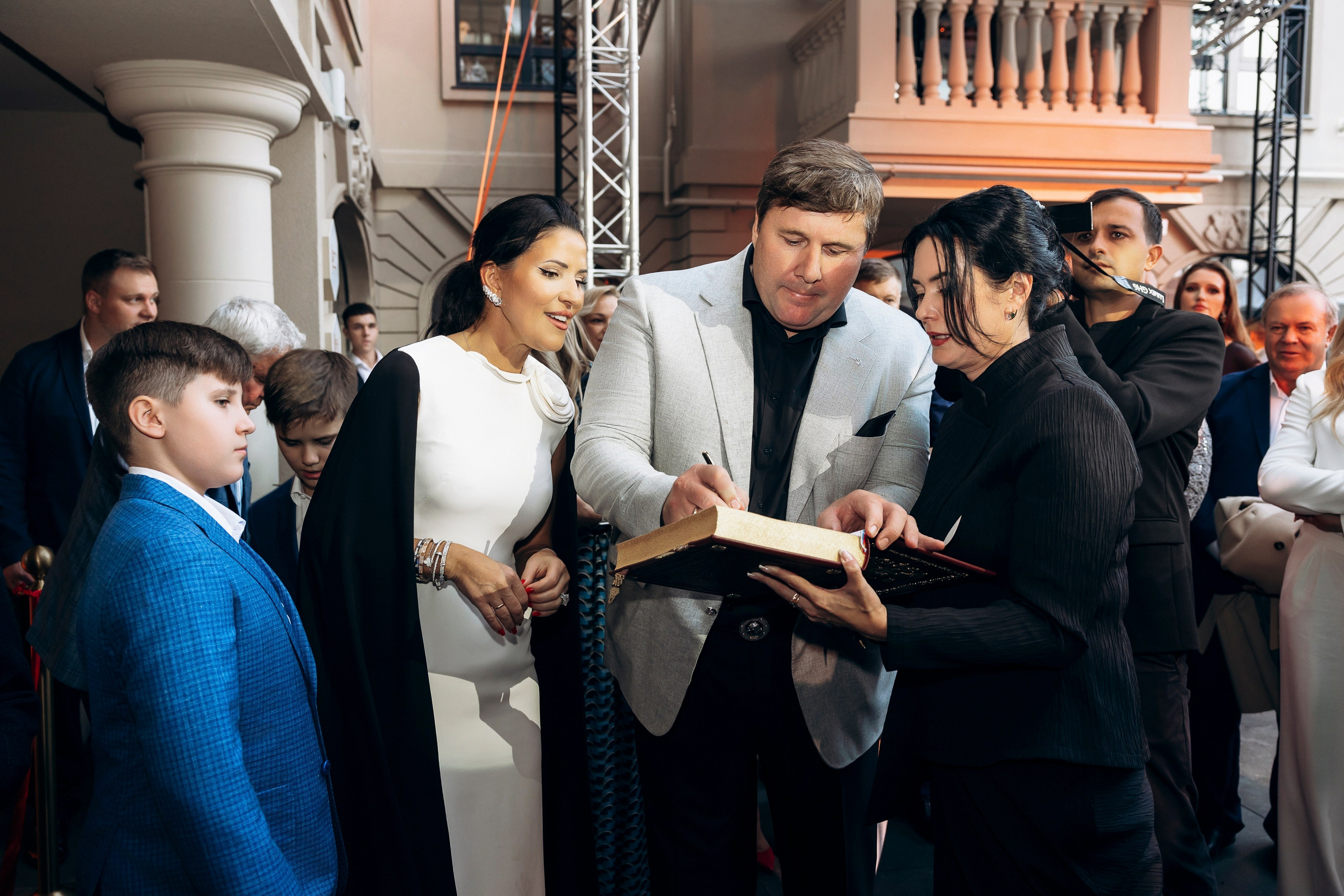 Открытие отеля Royal Lions Grand Hotel 15 сентября 2024. Фотограф в Калининграде свадебная фотография, репортажная, фотосессии