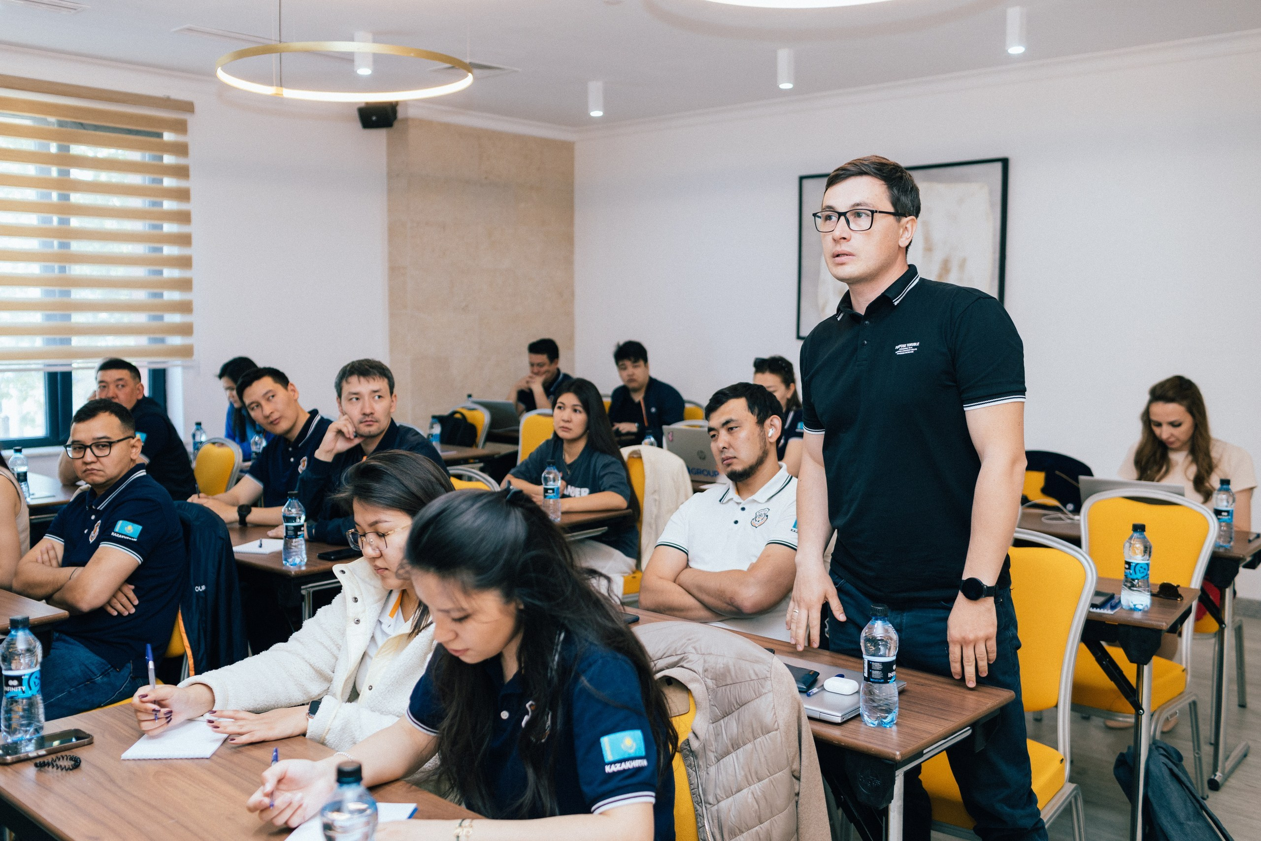 Фото отчет для BI GROUP. Фотограф Сиражев Карымсак. Фотосессия, бизнес портреты