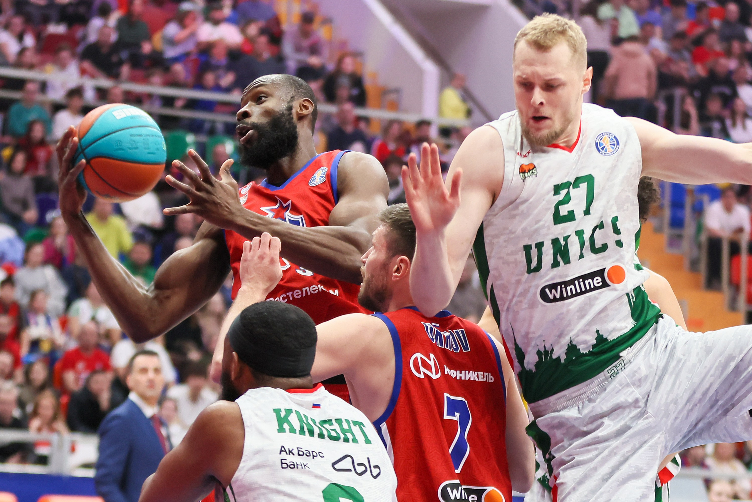 Баскетбол. Спортивный и корпоративный фотограф в Москве Олег Беспалов