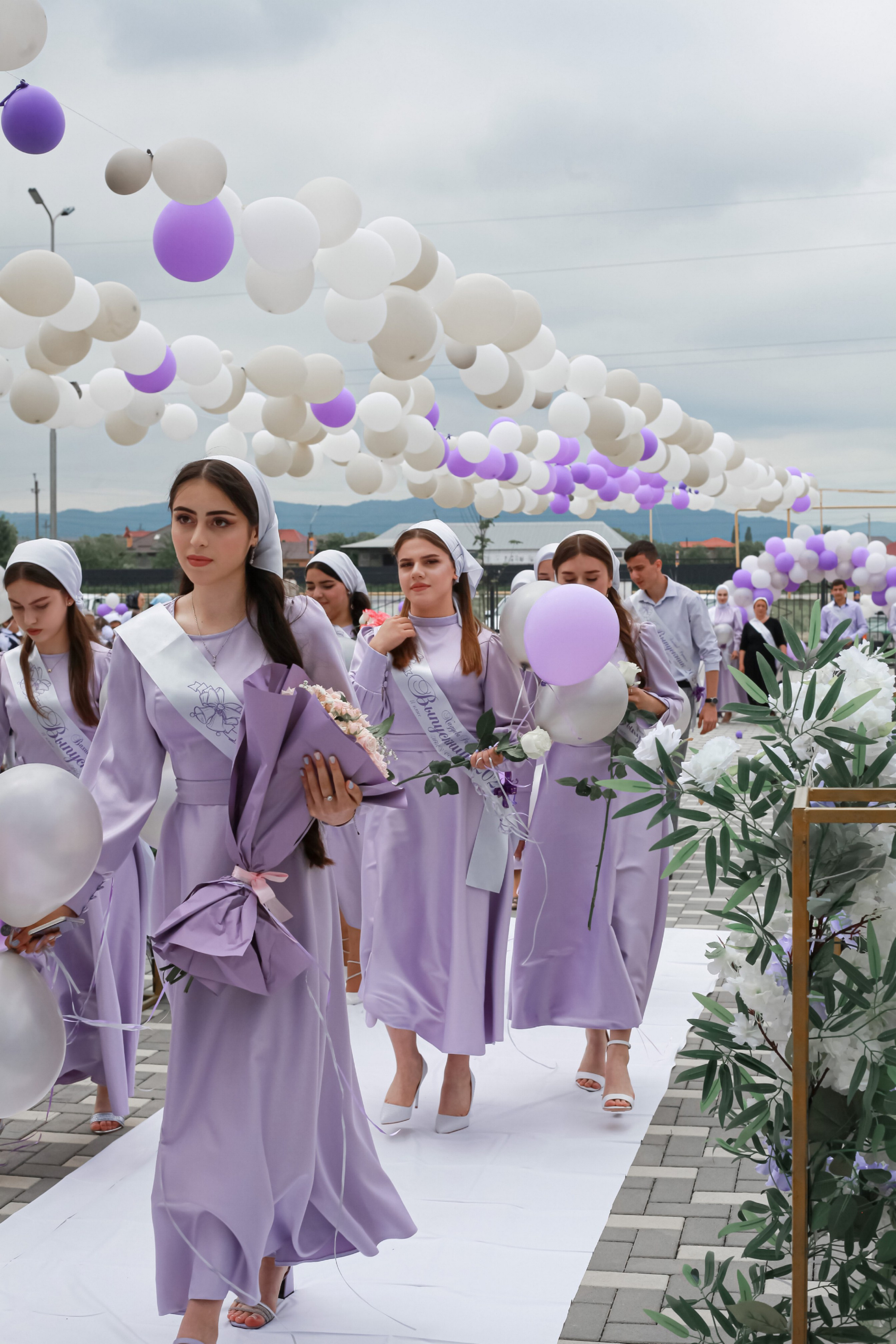 Выпускники