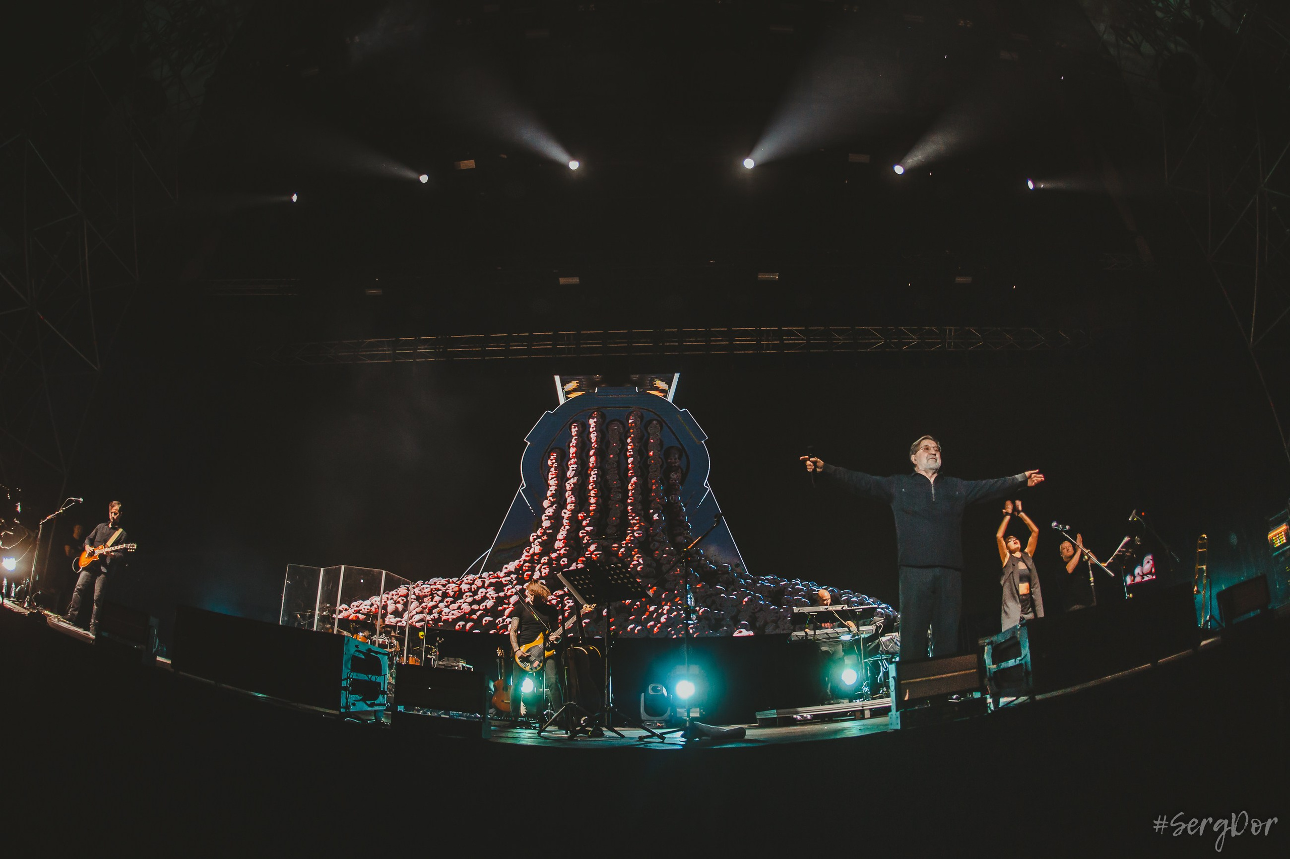 ДДТ, DDT, Ереван, 03.11.2024, СКК, Спортивно-концертный комплекс имени Карена Демирчяна, Երևան, Армения, большой концерт, 3 ноября 2024 года, Юрий Шевчук, SergDor, #SergDor