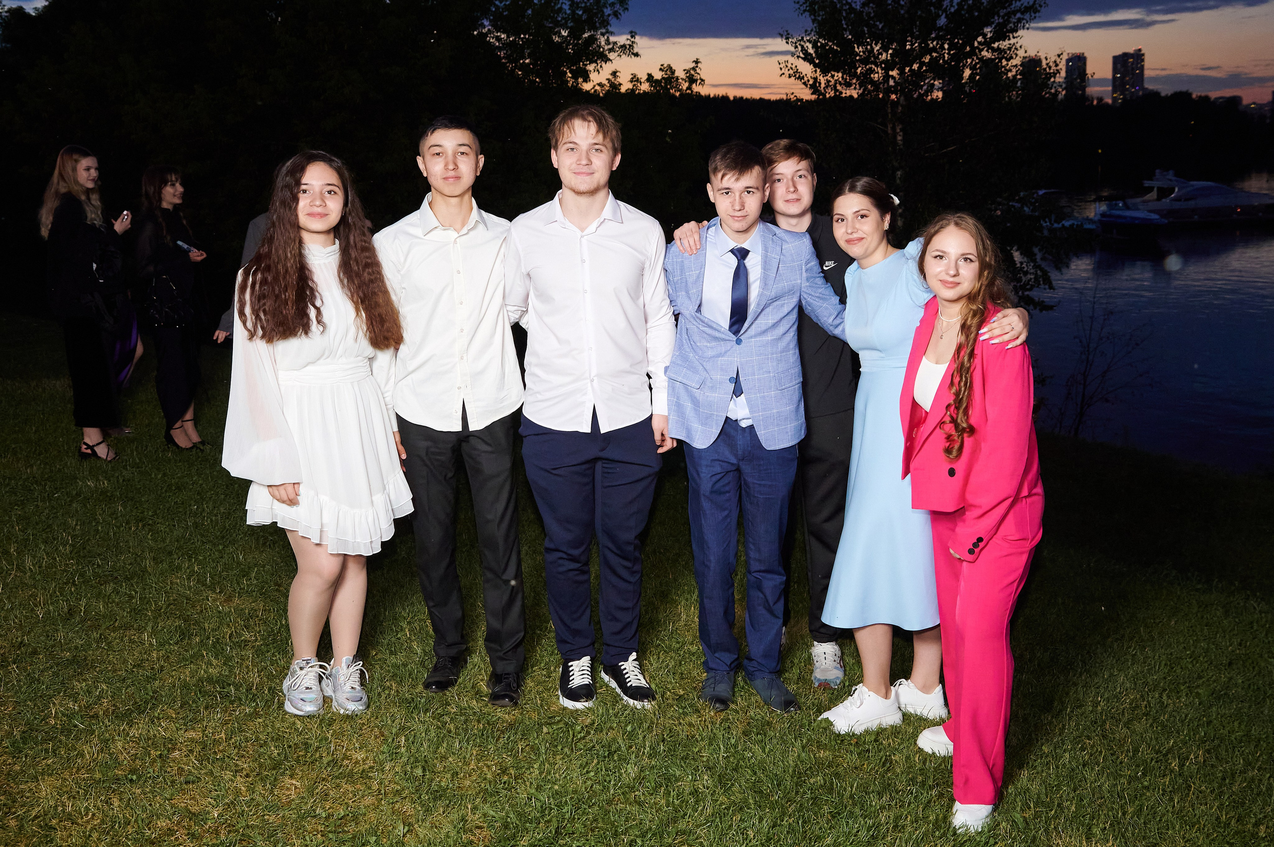 Школа. Выпускные 11 классы. Goganaft.ru — Репортажный фотограф в Москве Георгий Коненков