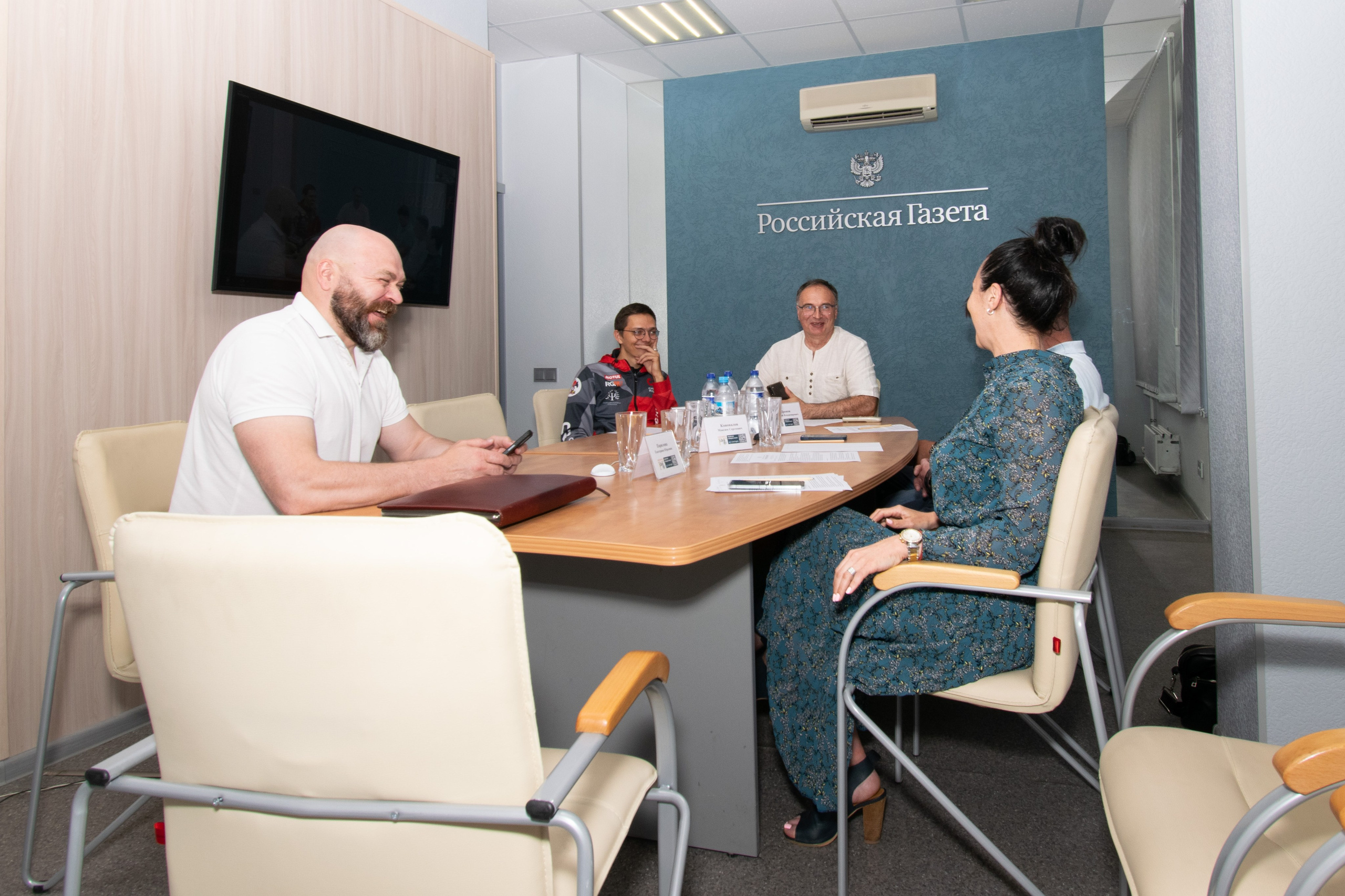 РГ. Круглые столы. Iliya Soldatkin Fine Art Photography