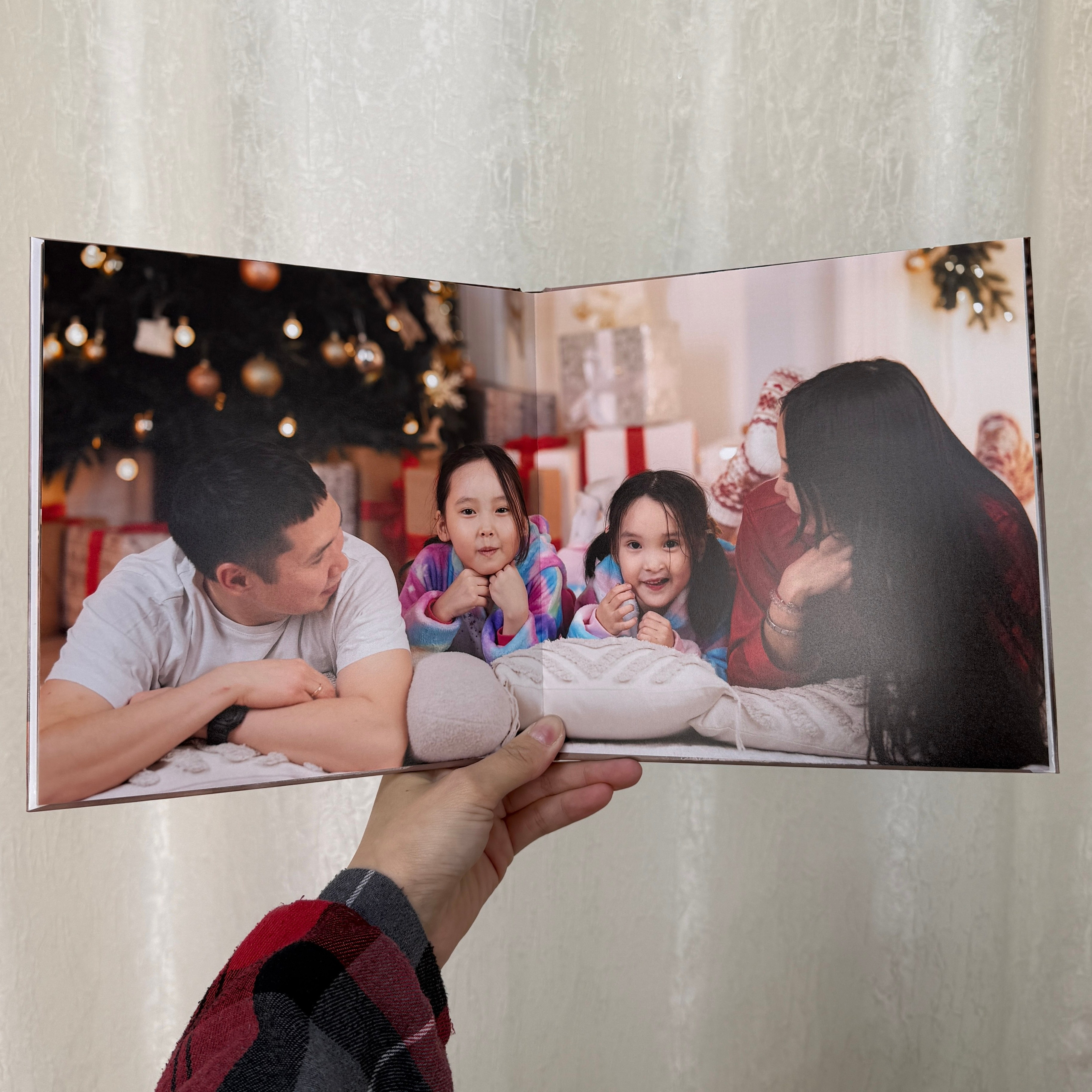 «Новый год счастливой семьи» Премиум 20×20 — 20 страниц. ФОТОГРАФ в Якутске Сардана Баишева