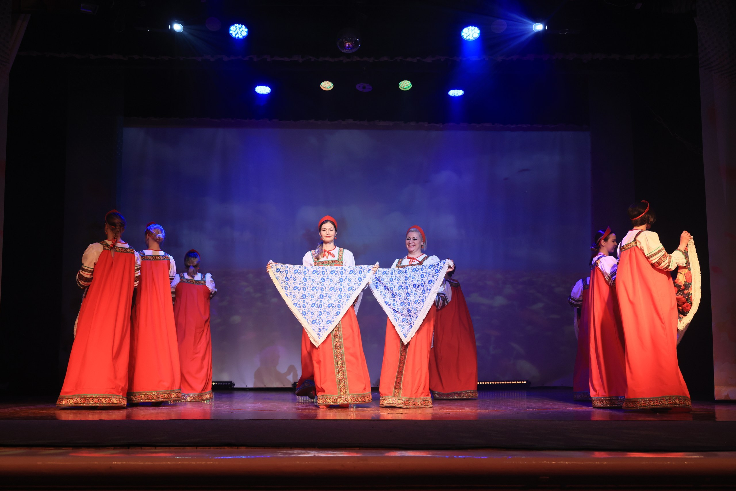 Концерт к 8 Марта в ДК «Металлург» г. Тула. Фотограф в Туле Крупский АнДРей. Фотостудия «КАДР71» в Туле