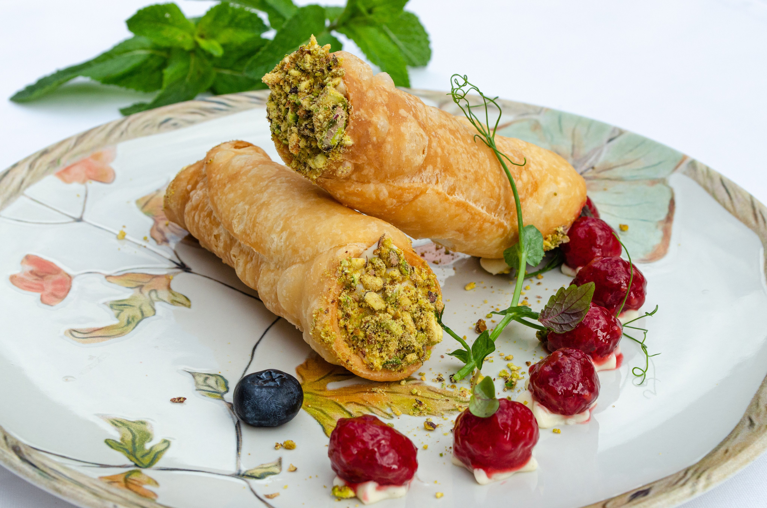 Роза Хутор Modys ресторан. Фотограф