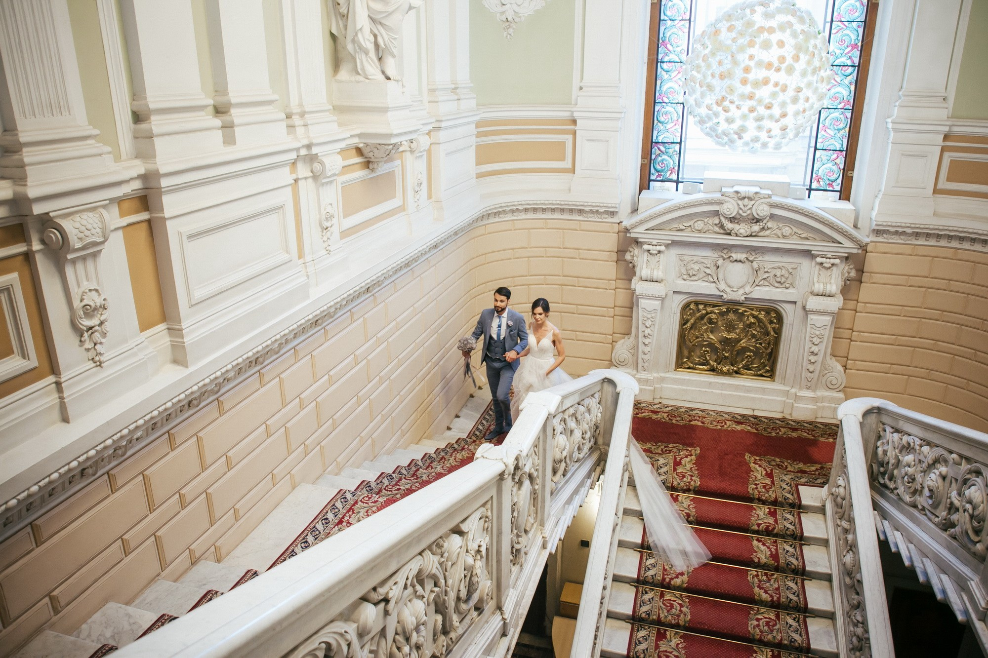Ты мой космос, свадьба в СПБ. Фотограф крещение венчание в Петербурге! Помогает подобрать храм и посоветовал душевного батюшку в СПб