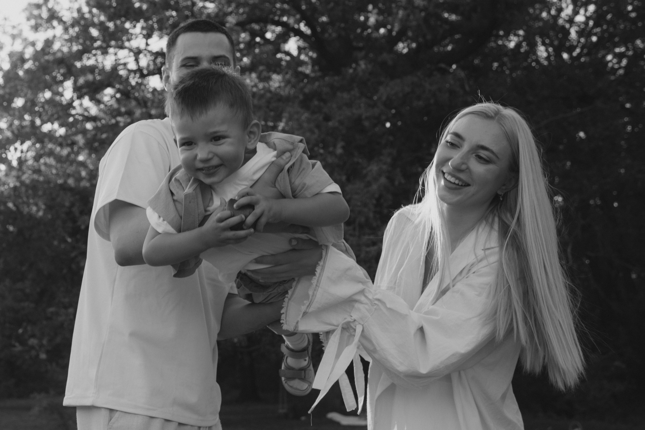 Вика, Дима и Мирон. Свадебный и семейный фотограф в Волгограде