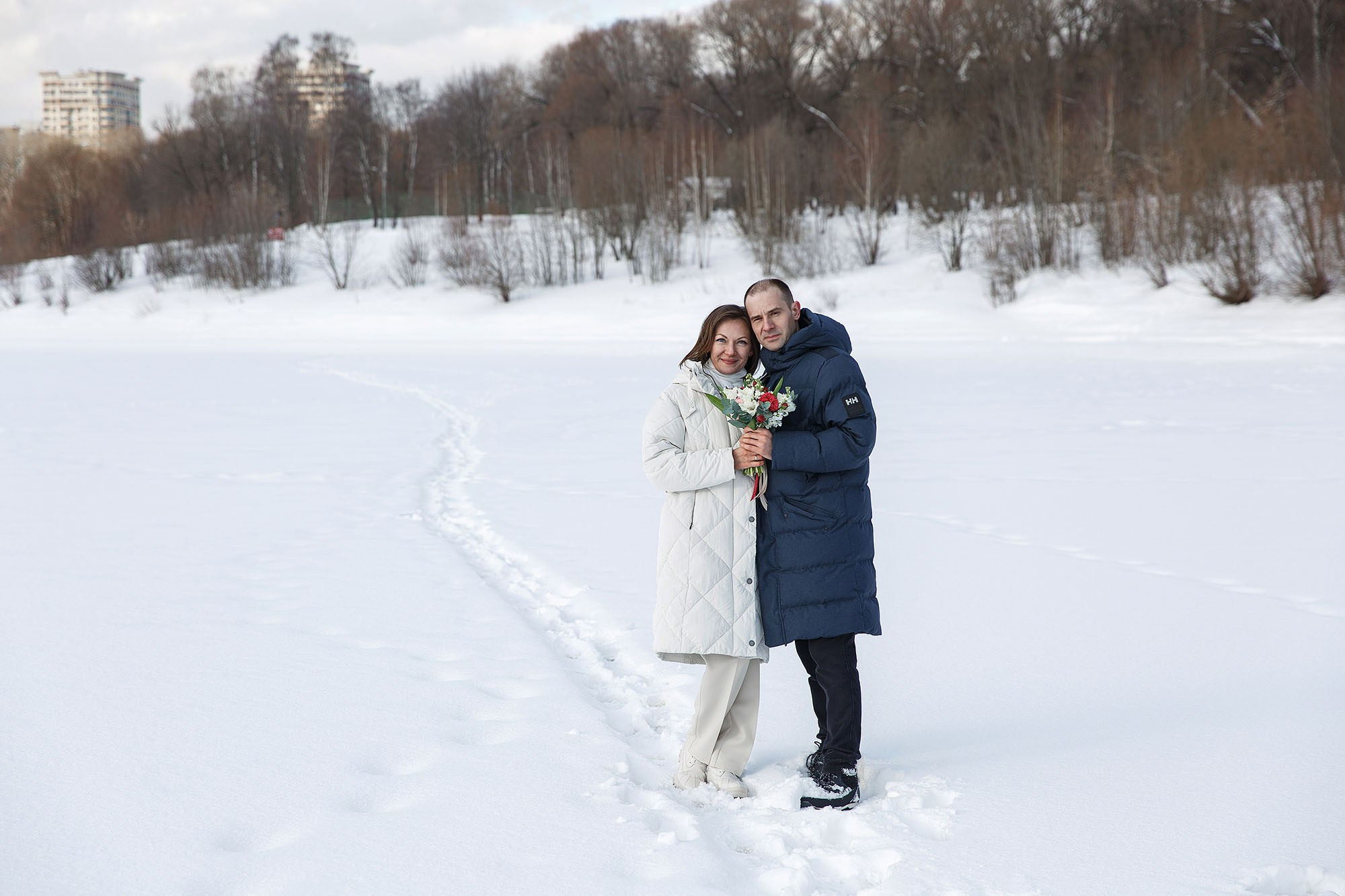 Прогулка, фотосессия жениха и невесты. Свадебная съемка. Фотограф в Москве Валерий Боцман