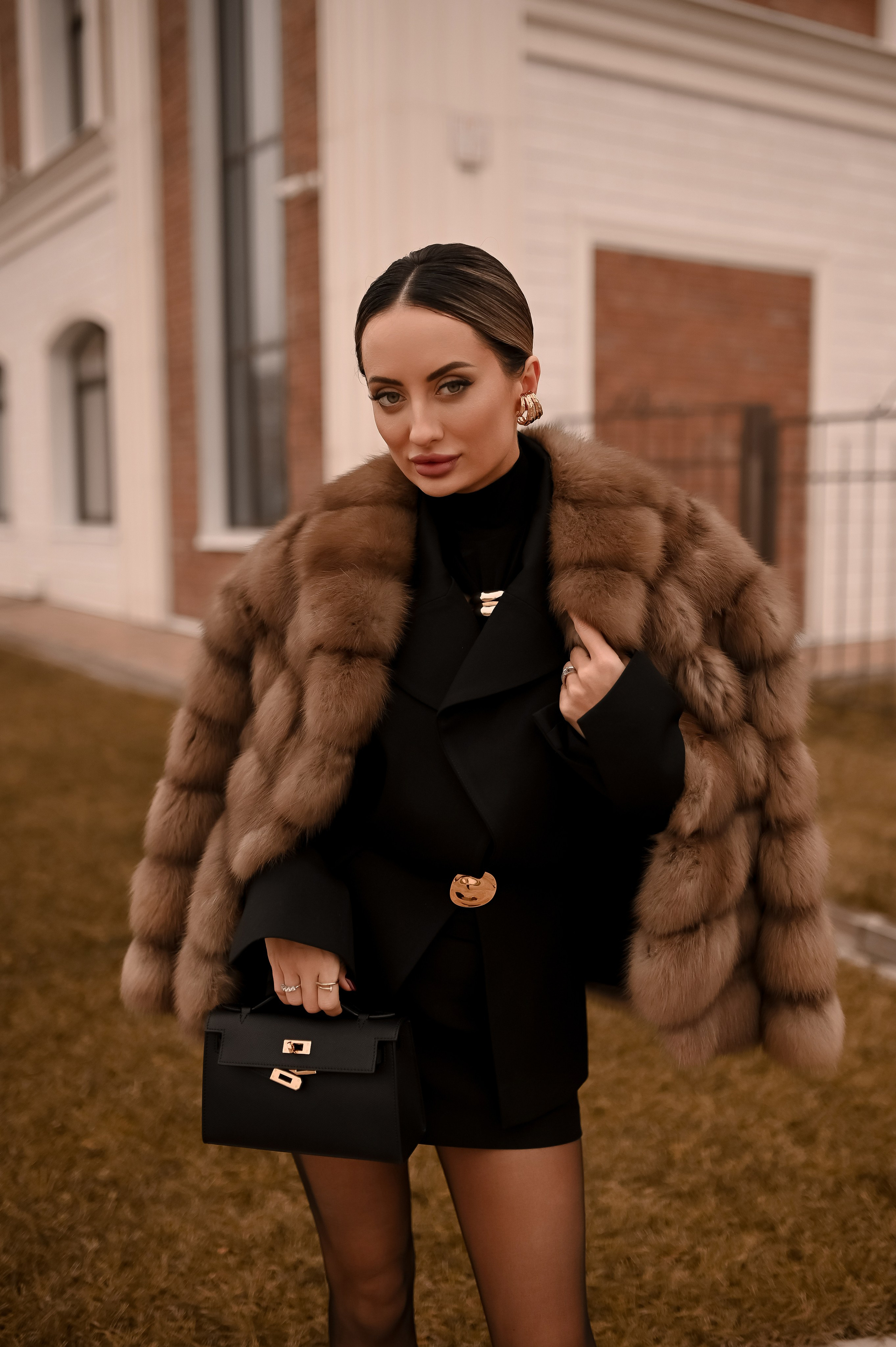 Лилия. Твой личный проводник к красивым фотографиям в Старом Осколе