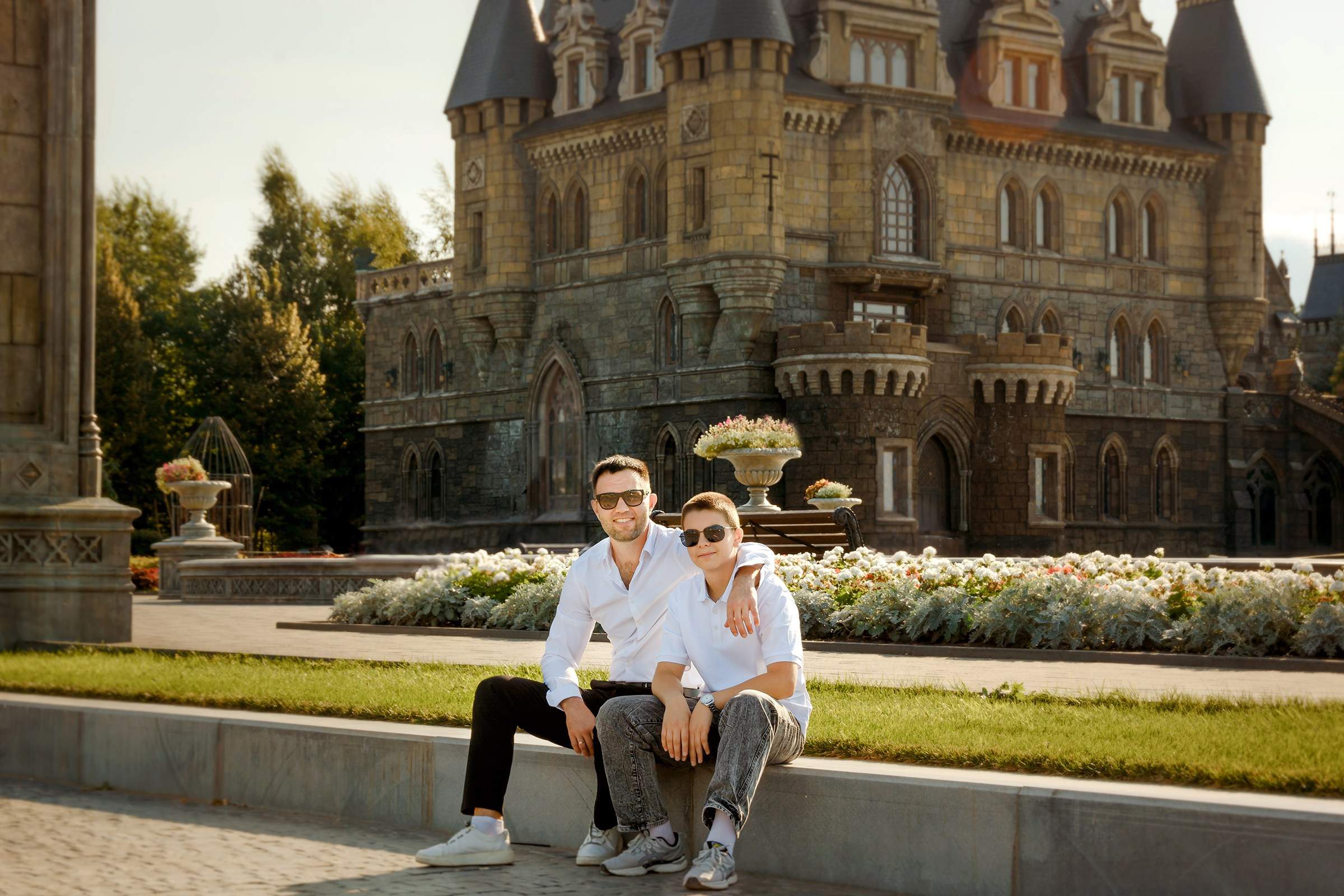Семейная фотосессия у Замка Гарибальди. Фотограф Оксана Сафонова г. Тольятти