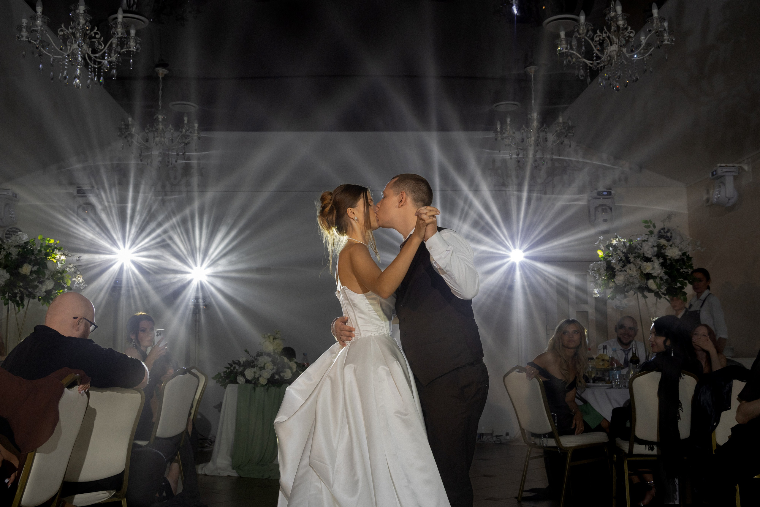 Анастасии и Игоря в усадьбе Легенда | АНОНС. Свадебный фотограф в Минске/Беларуси Сергей Спиридонов