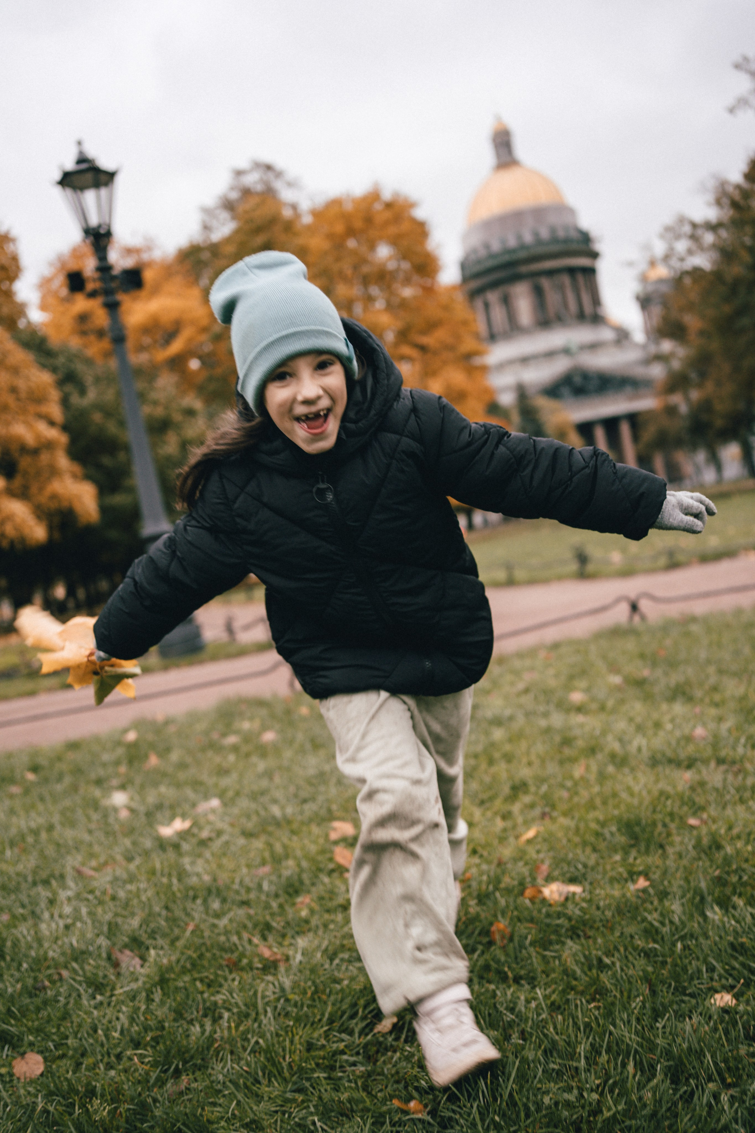 Мама, сын и дочка. Репортажный фотограф в Санкт-Петербурге. Фотограф на мероприятие в СПБ