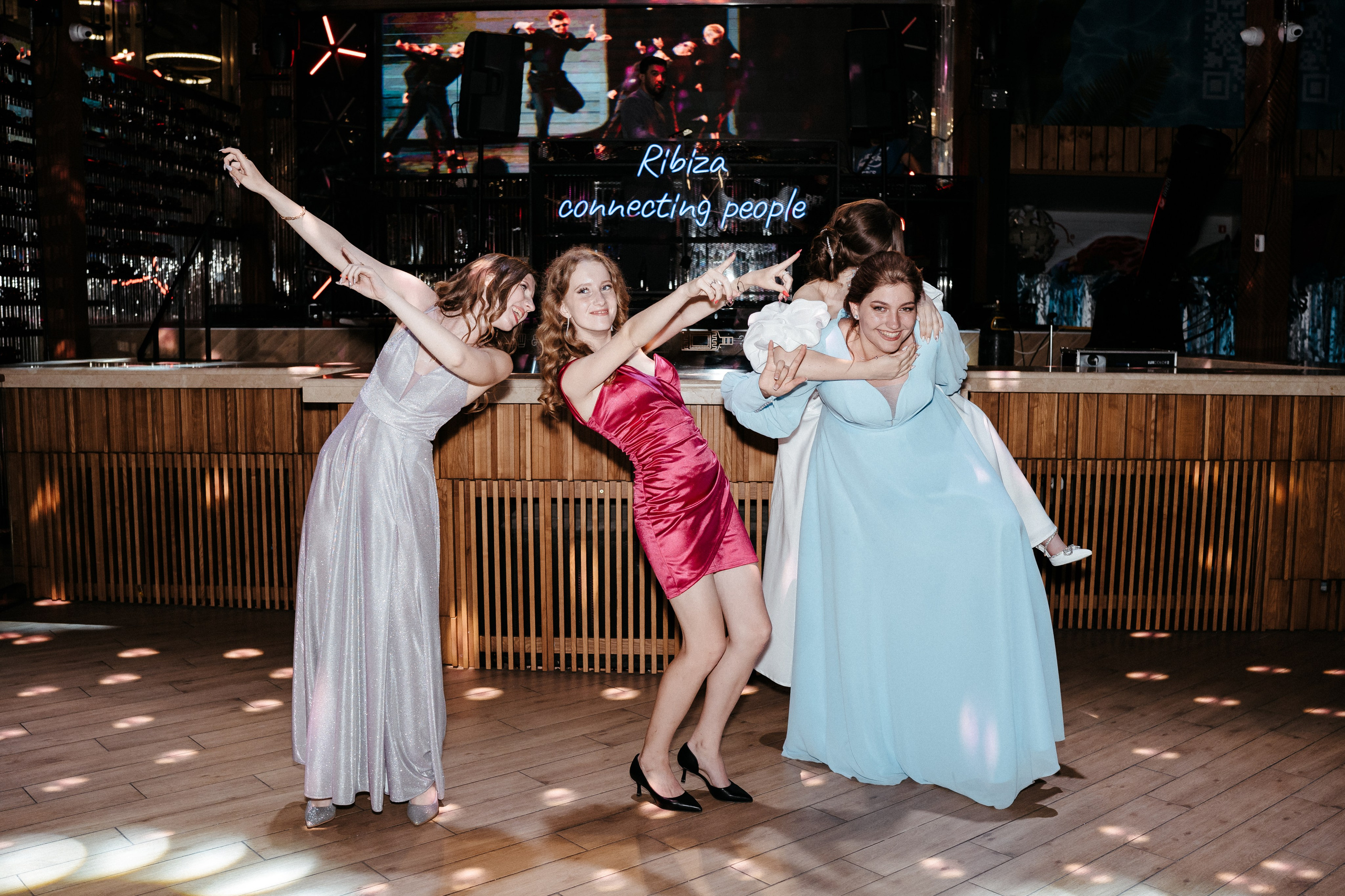 Выпускной «Ribiza». Свадебный фотограф в Симферополе