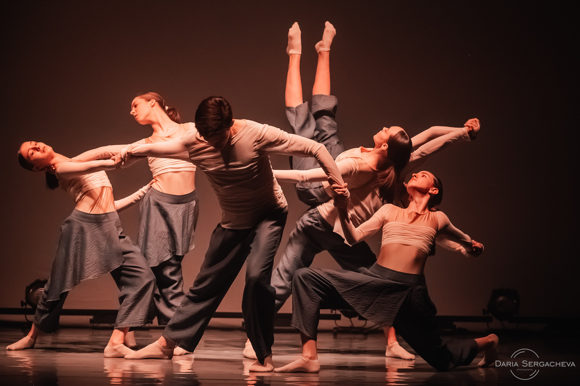 Первый НЕдетский сборник спектаклей — МТБ «Щелкунчик». DariaRock / Фотограф Екатеринбург