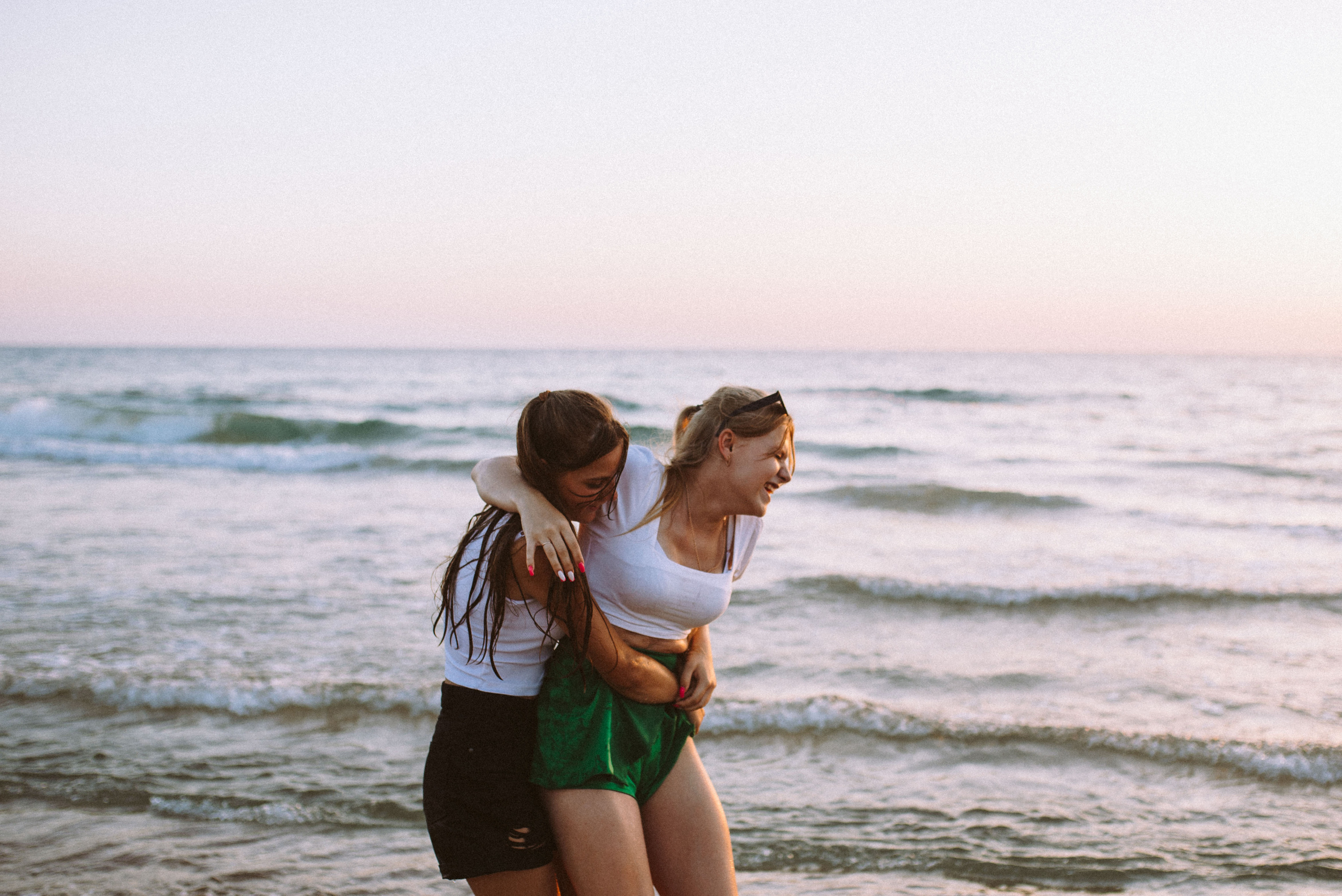 Лиза и Катя