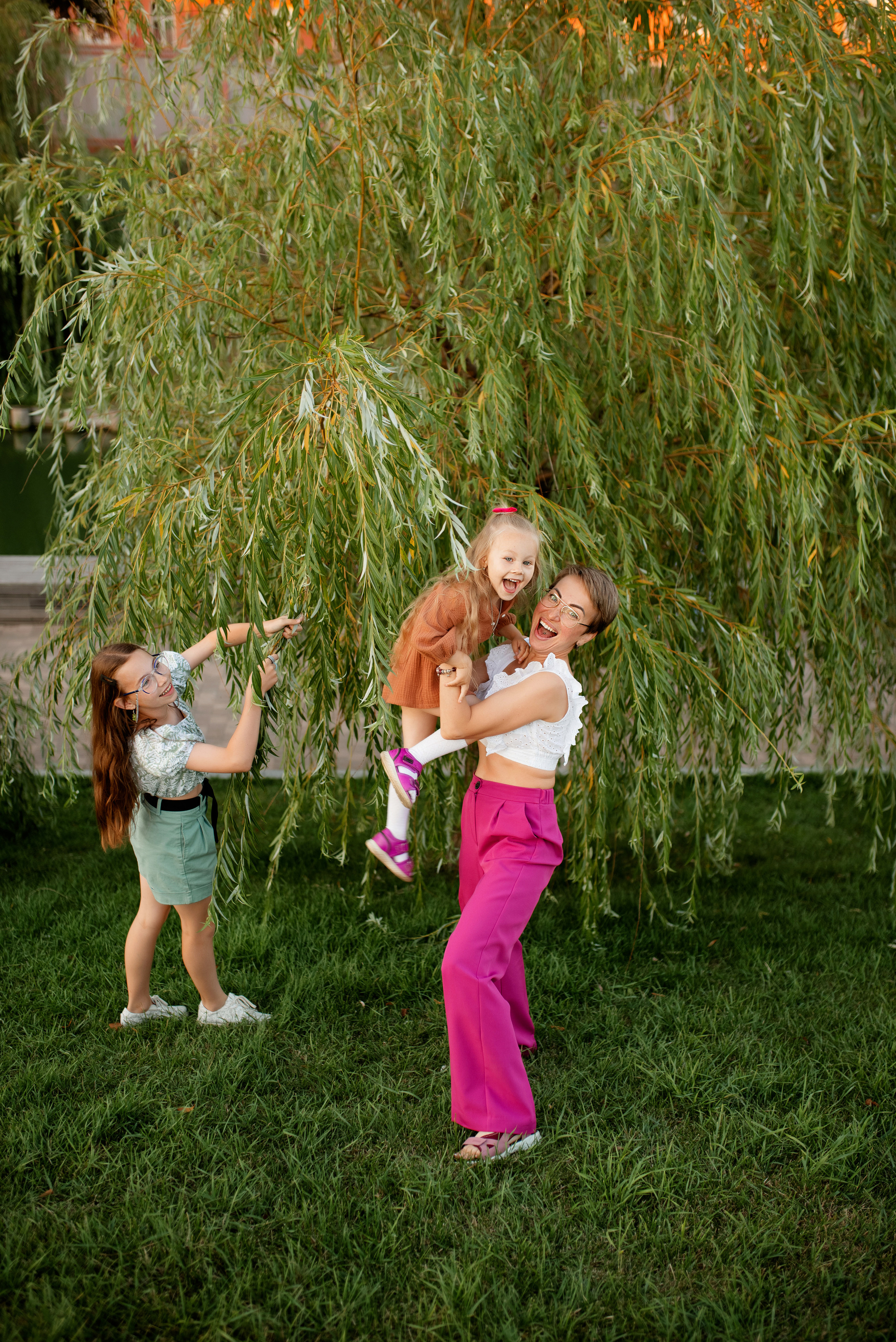Юля, Марьяна и Есения. Профессиональный фотограф. Портрет, семья, дети
