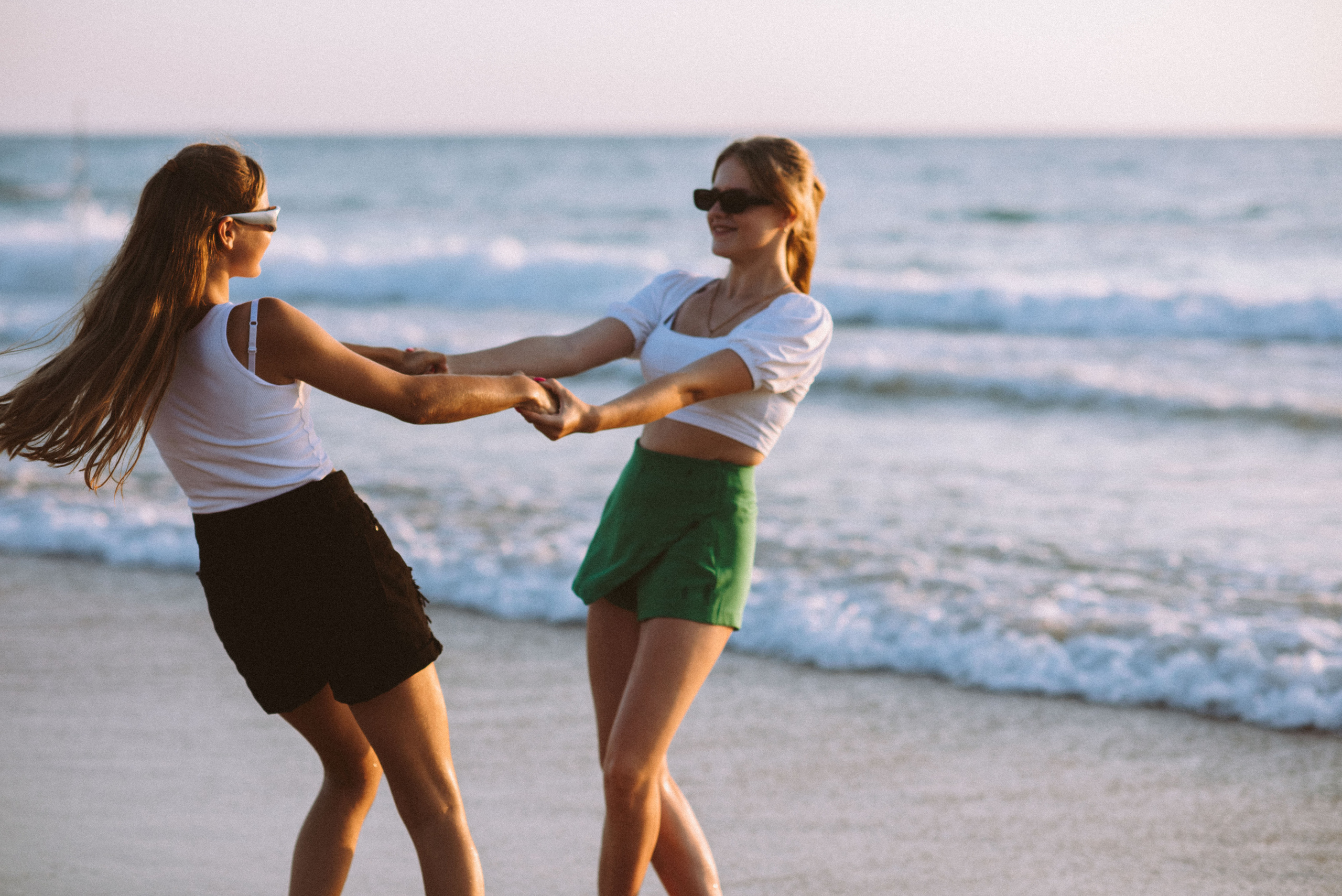 Лиза и Катя. Профессиональный фотограф. Портрет, семья, дети