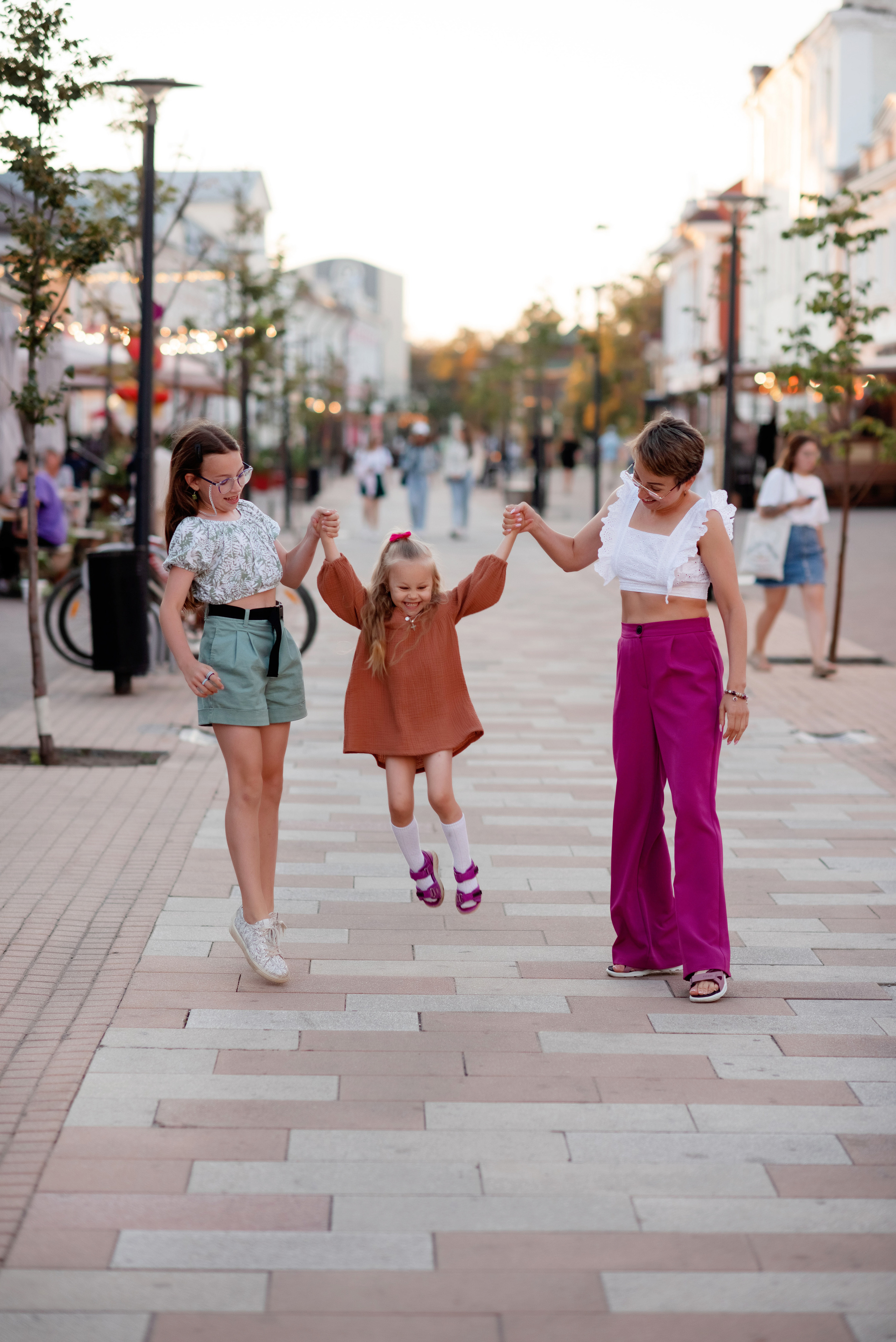 Юля, Марьяна и Есения. Профессиональный фотограф. Портрет, семья, дети