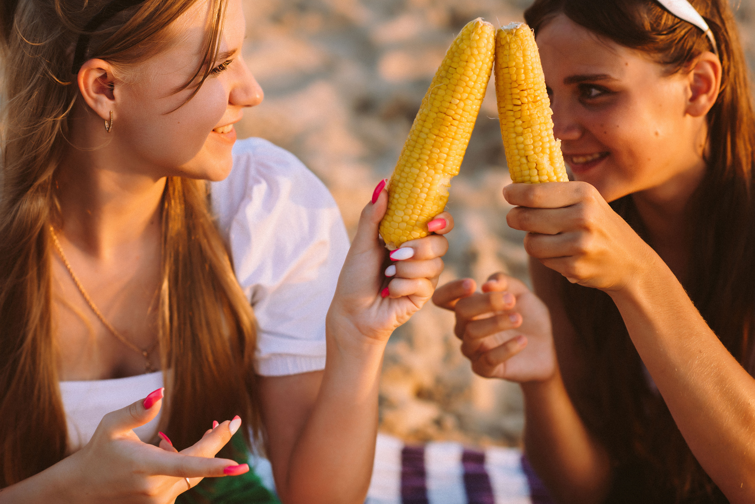 Лиза и Катя. Профессиональный фотограф. Портрет, семья, дети